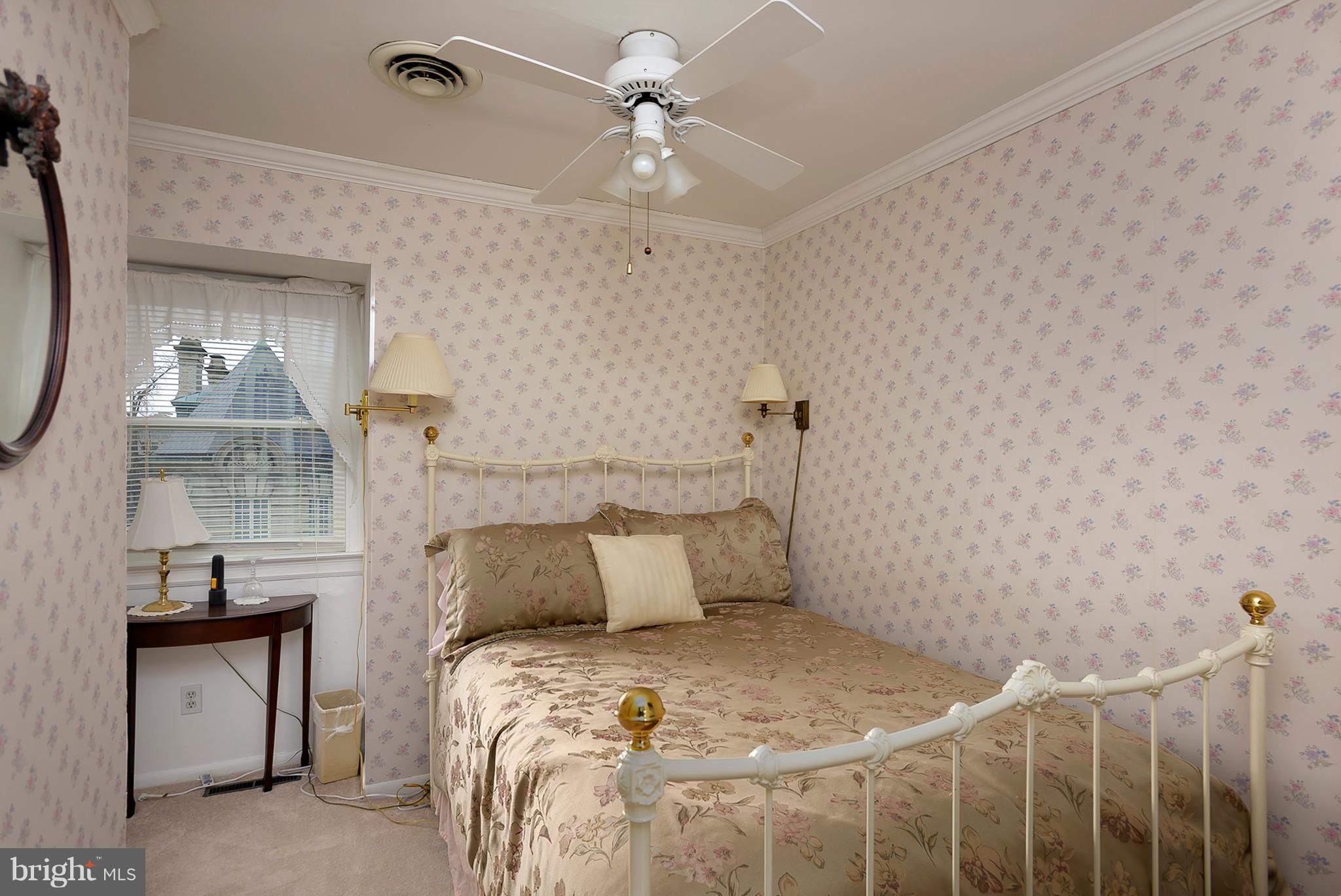 HISTORIC DISTRICT - Residential Lease