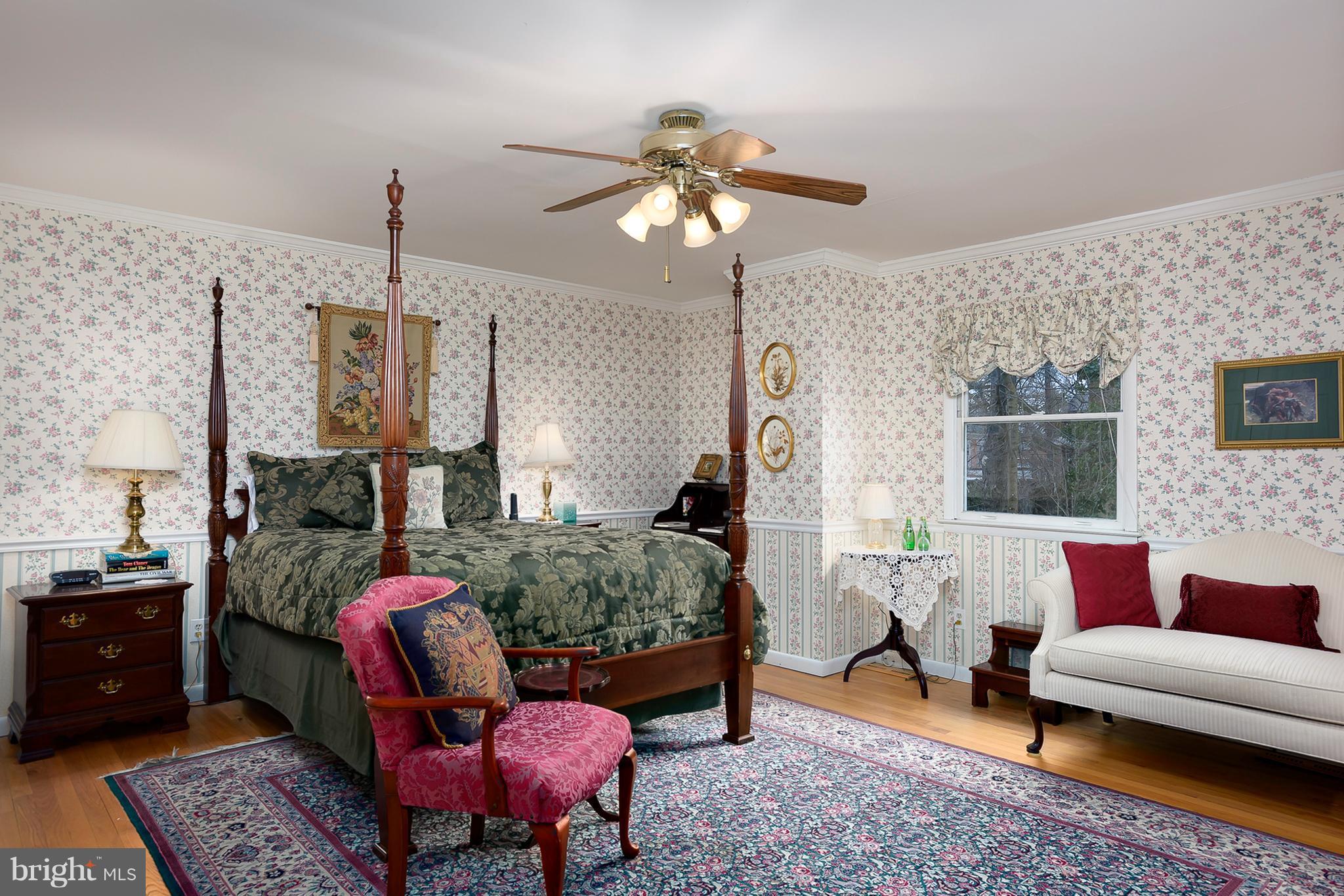 HISTORIC DISTRICT - Residential Lease