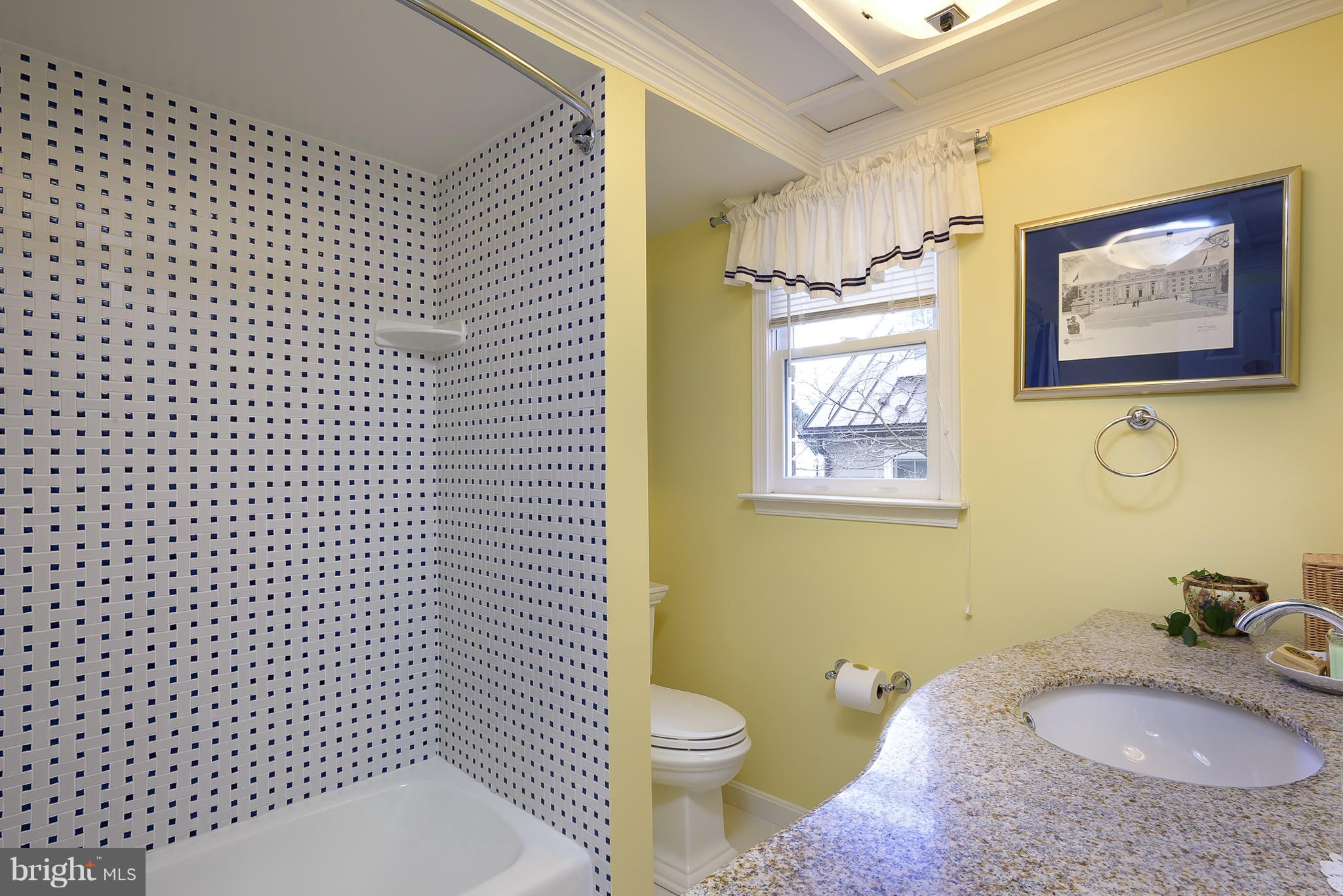 HISTORIC DISTRICT - Residential Lease