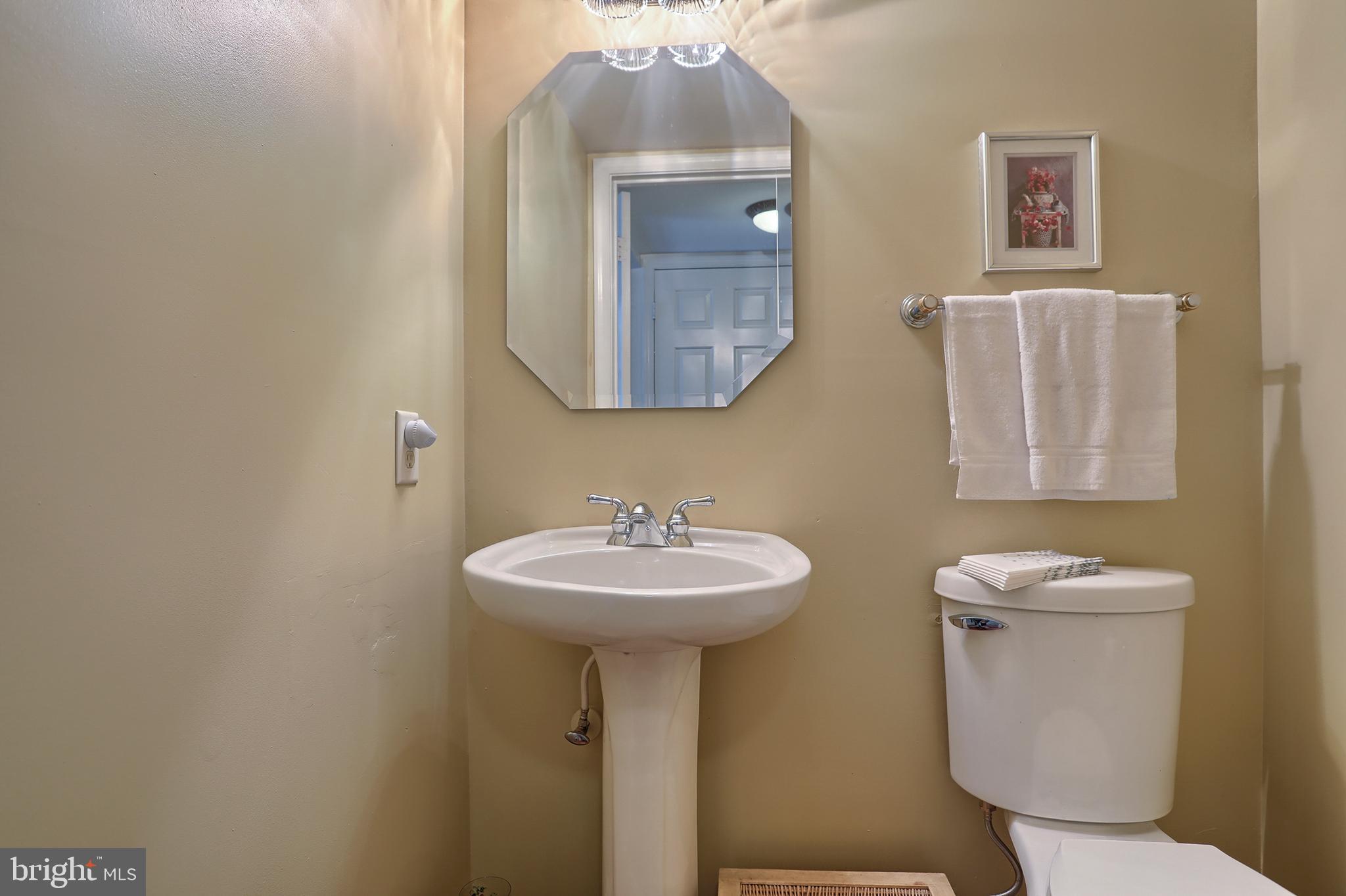 CHADDS FORD - Residential