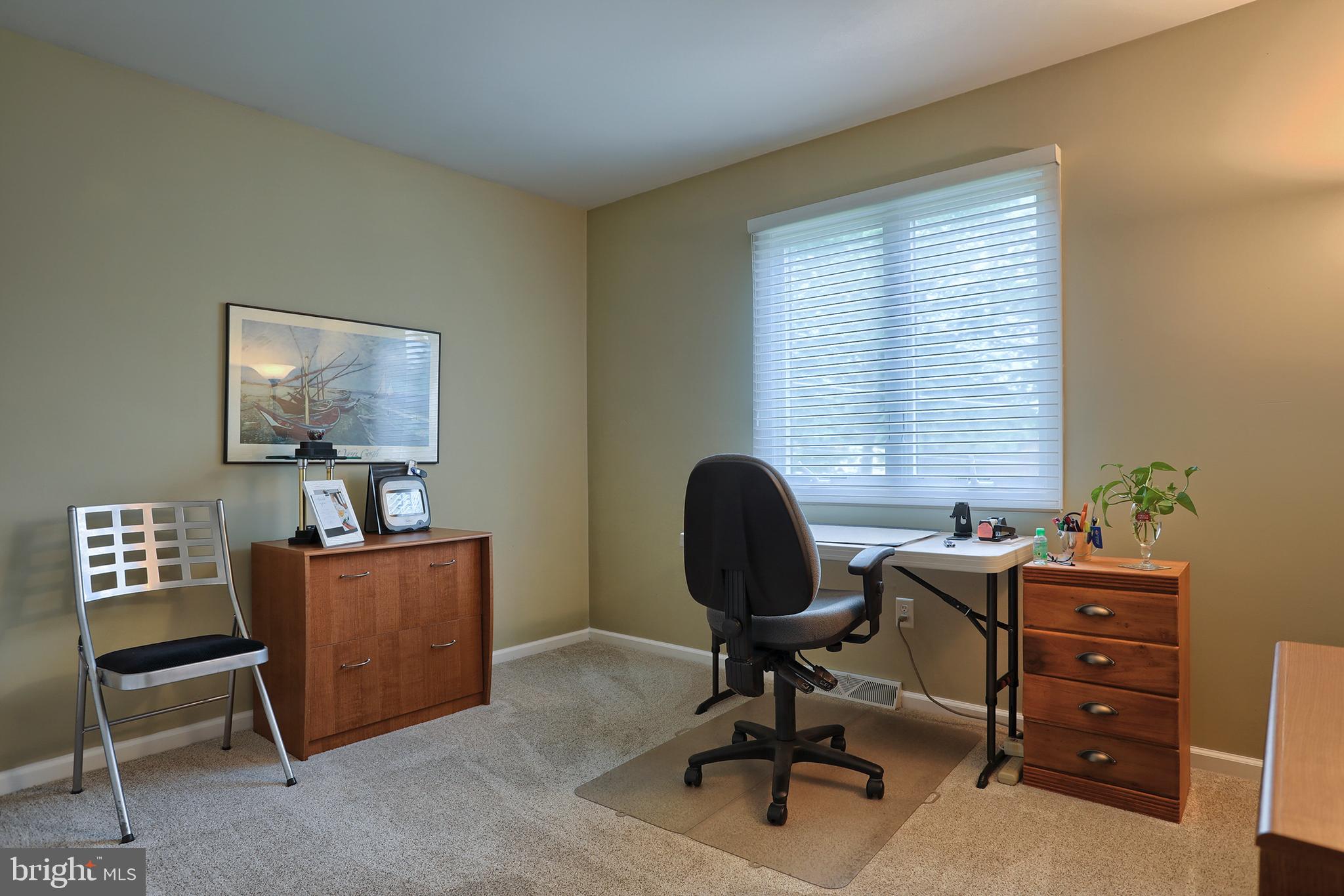 CHADDS FORD - Residential