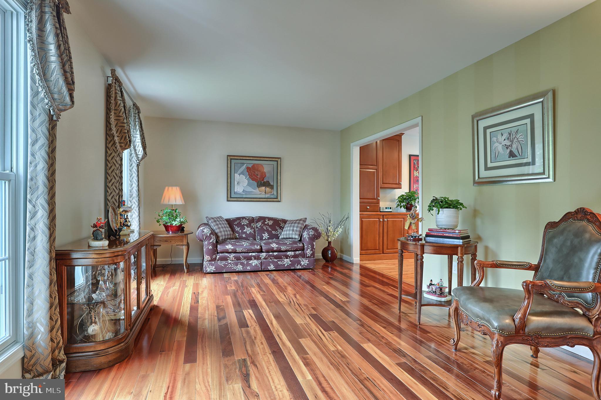 CHADDS FORD - Residential