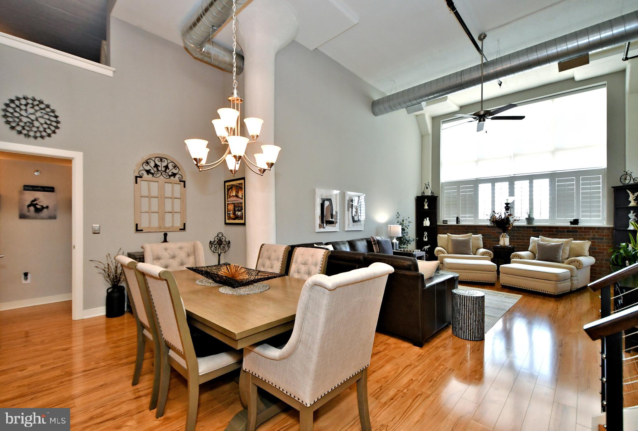 TURBO LOFTS - Residential