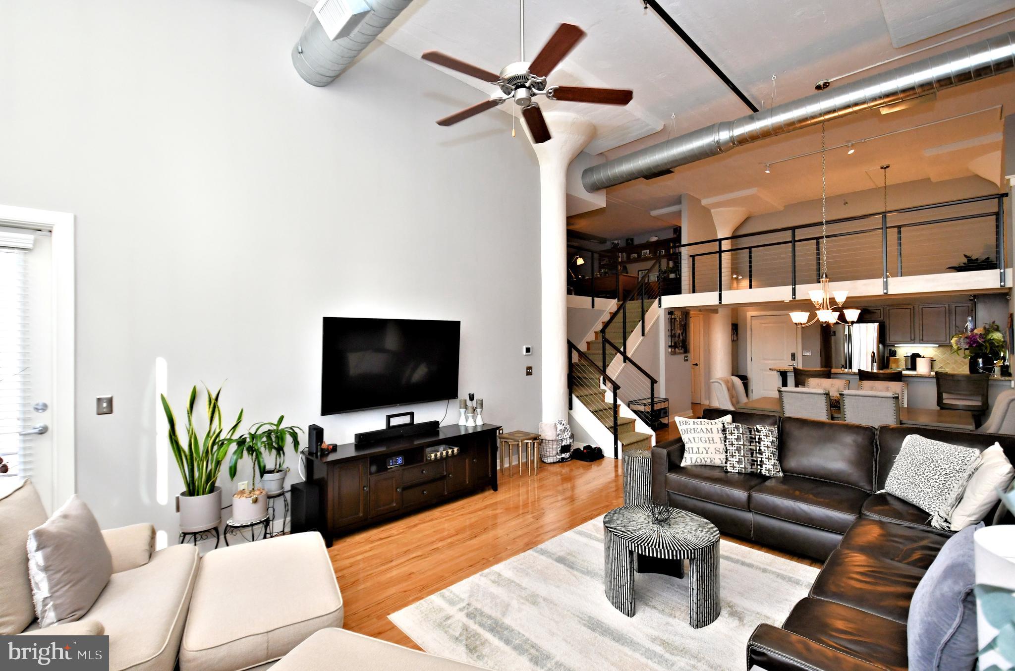 TURBO LOFTS - Residential