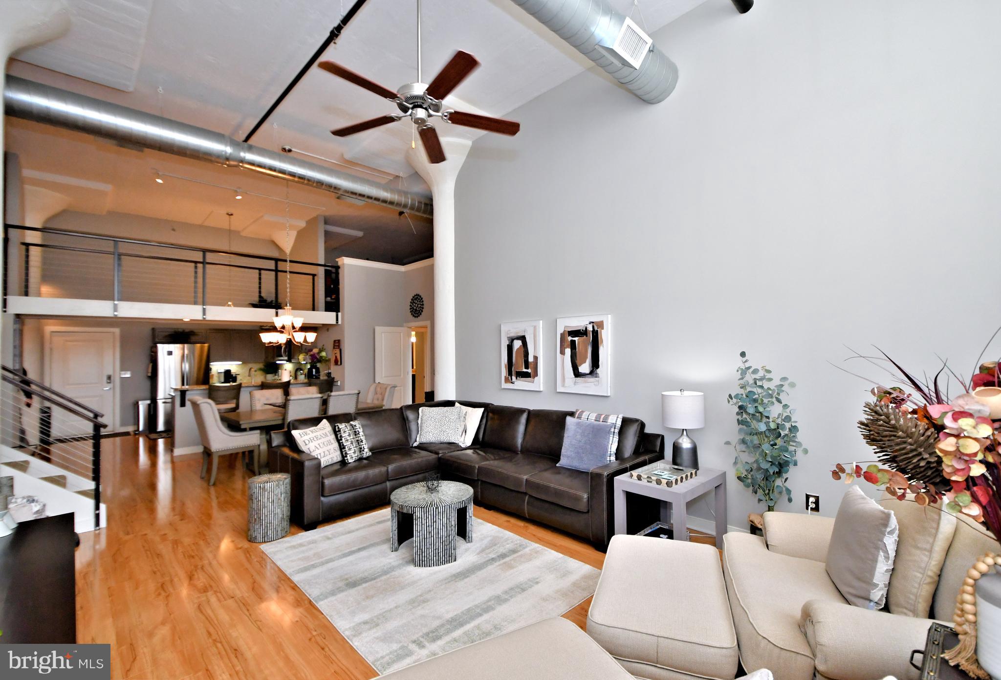 TURBO LOFTS - Residential
