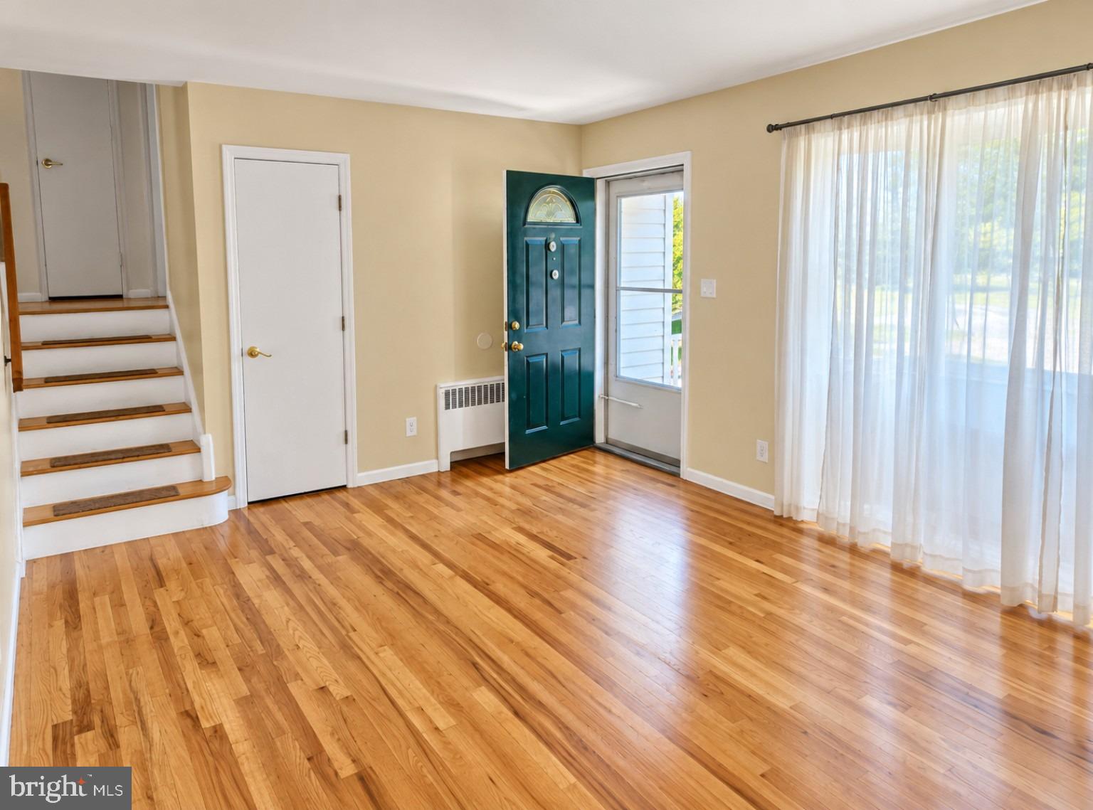 13 MORTON AVENUE