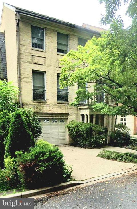 2759 UNICORN LANE NW WASHINGTON DC 20015