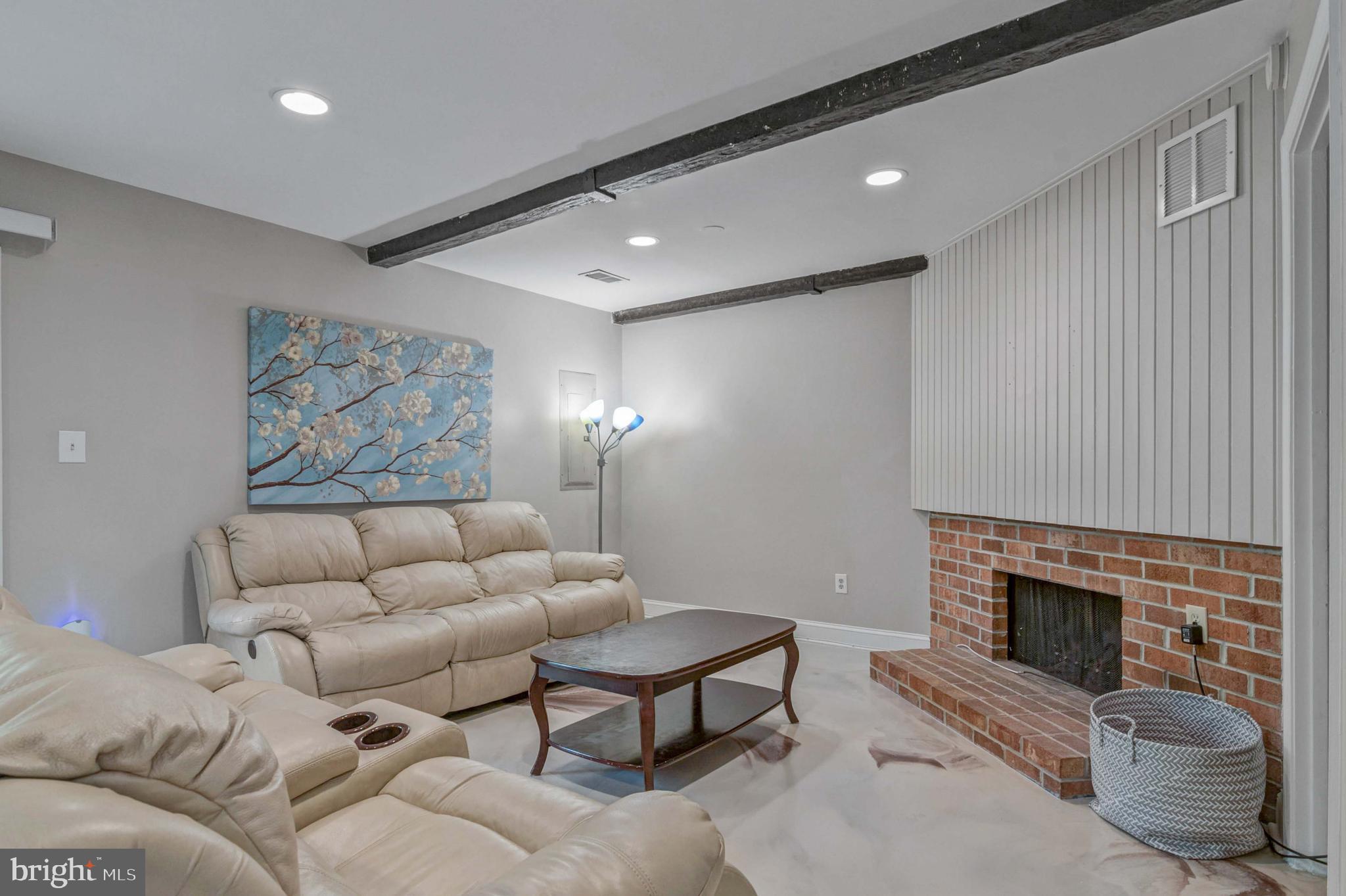 KINGS PARK WEST - Residential