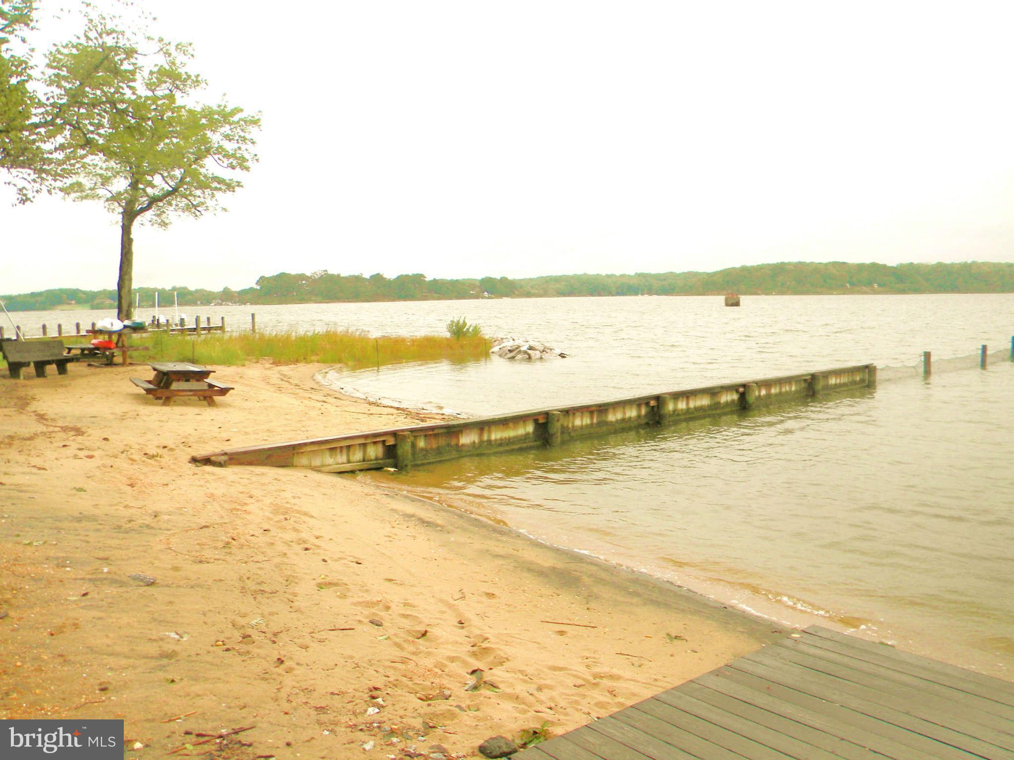 LOCH HAVEN BEACH - Residential