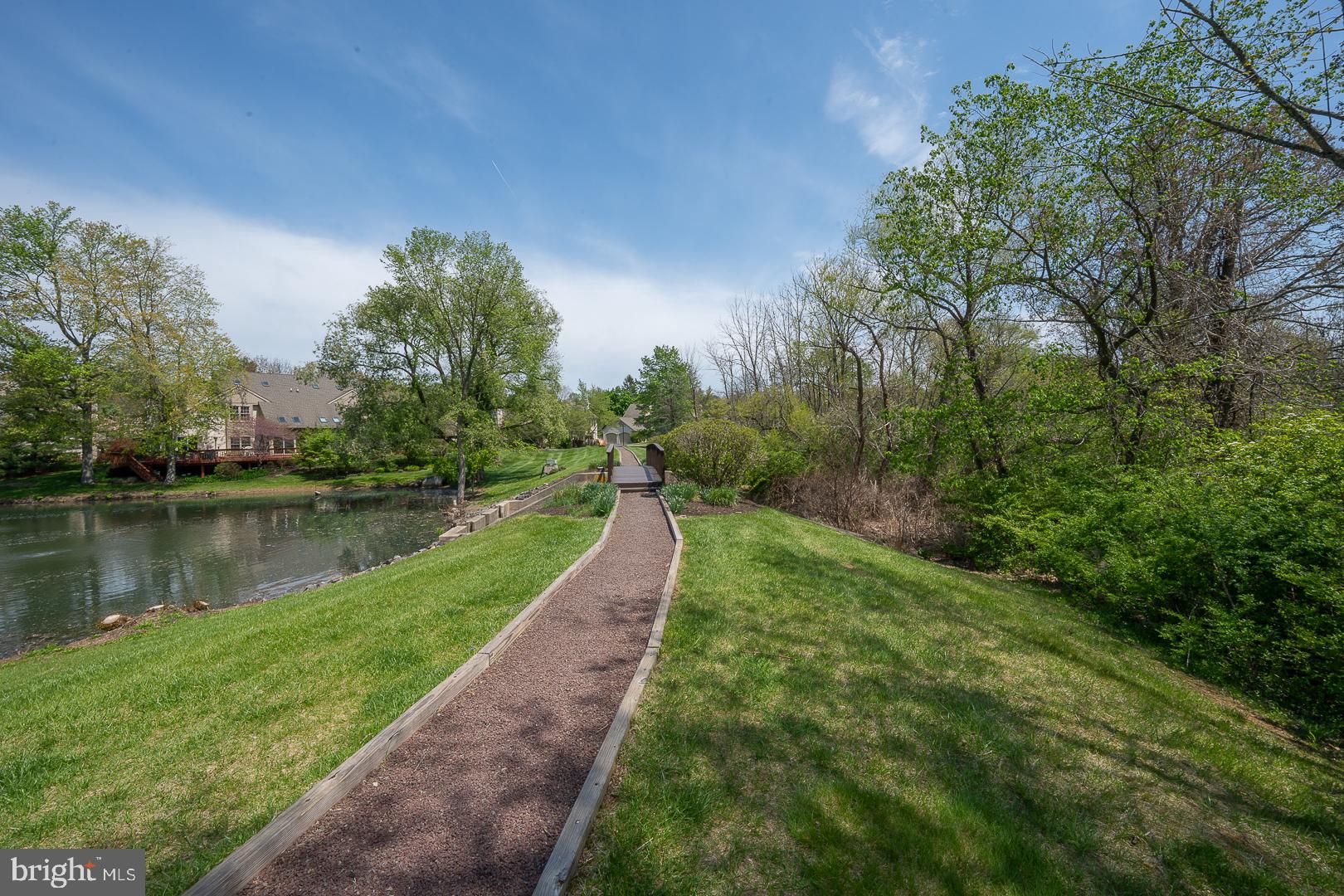 WAYNESBROOKE EAST - Residential
