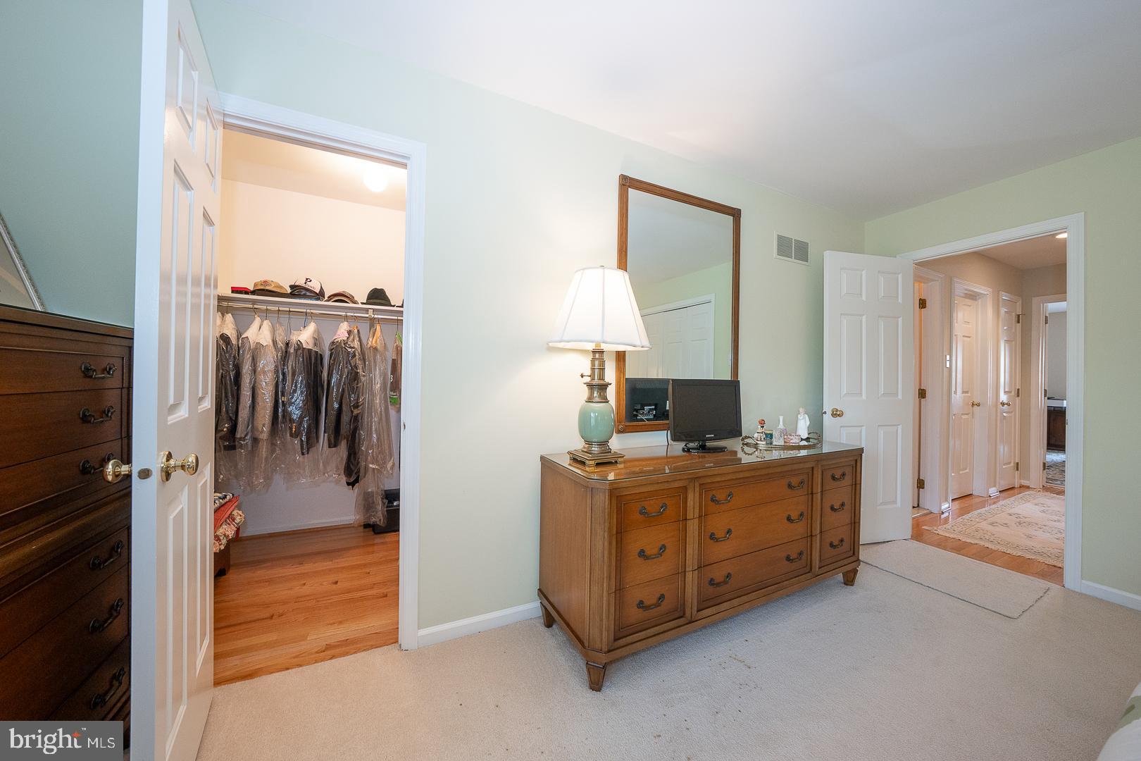 WAYNESBROOKE EAST - Residential