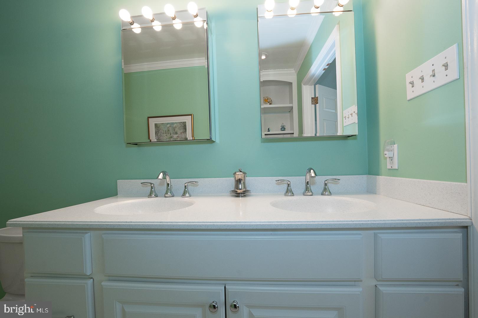 WAYNESBROOKE EAST - Residential