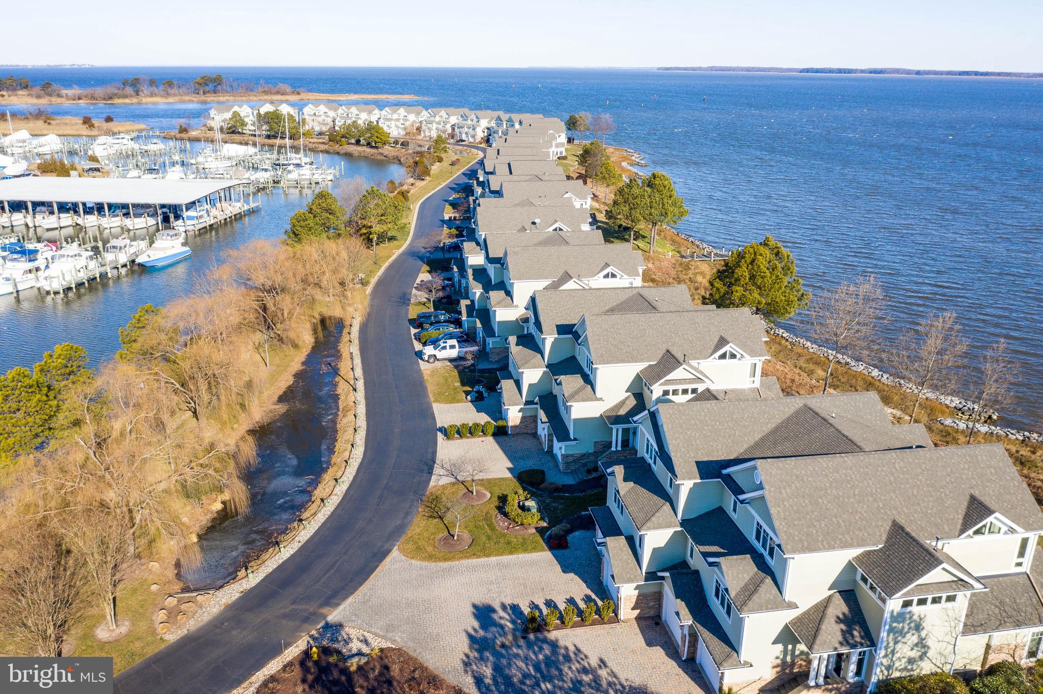 NARROWS POINTE - Residential