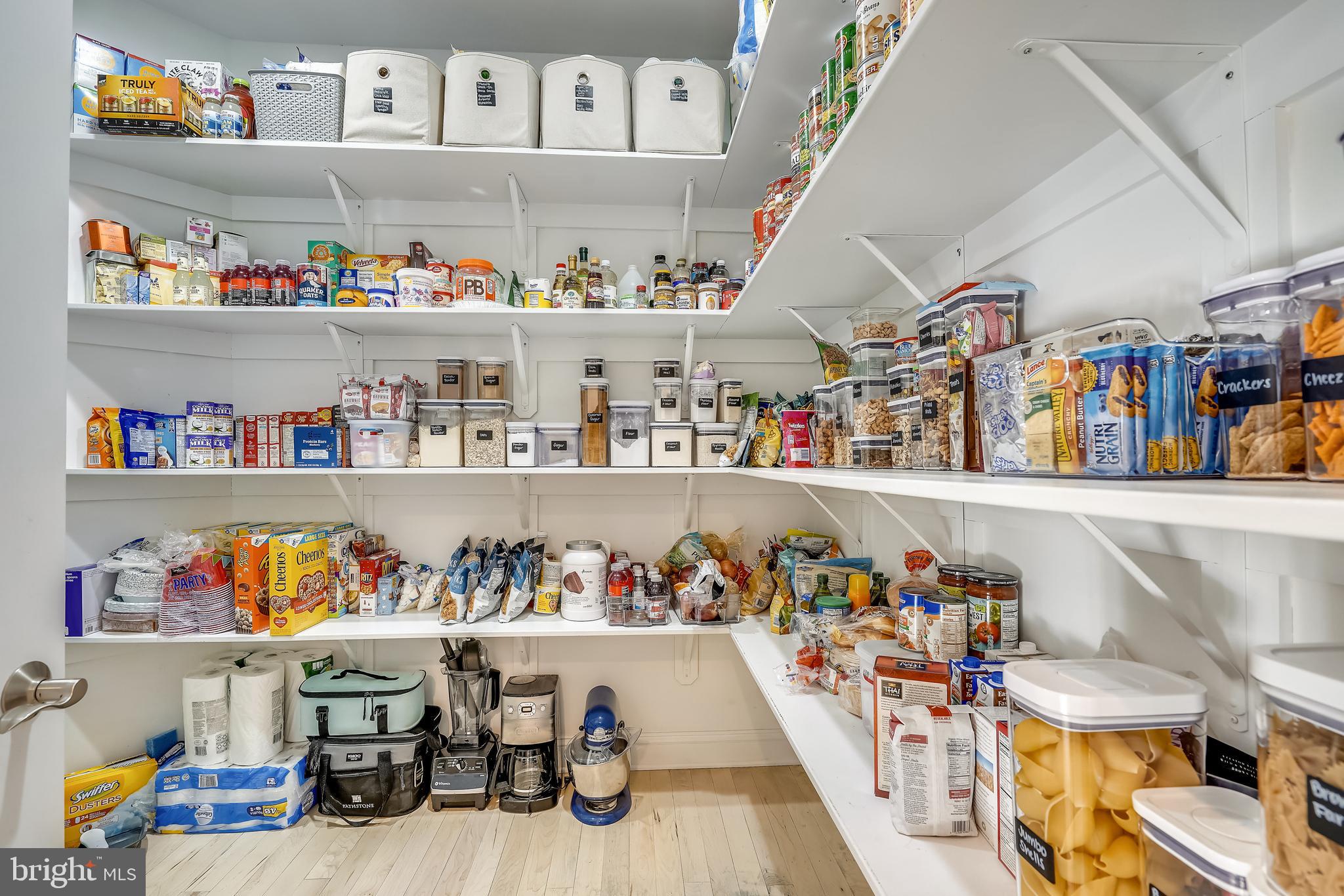 NARROWS POINTE - Residential