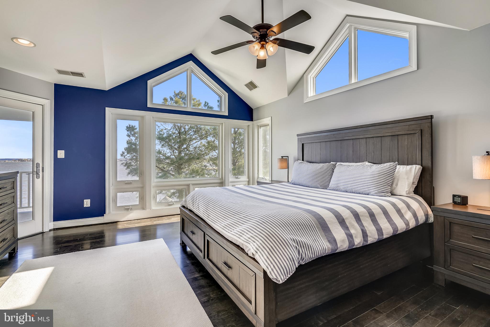 NARROWS POINTE - Residential