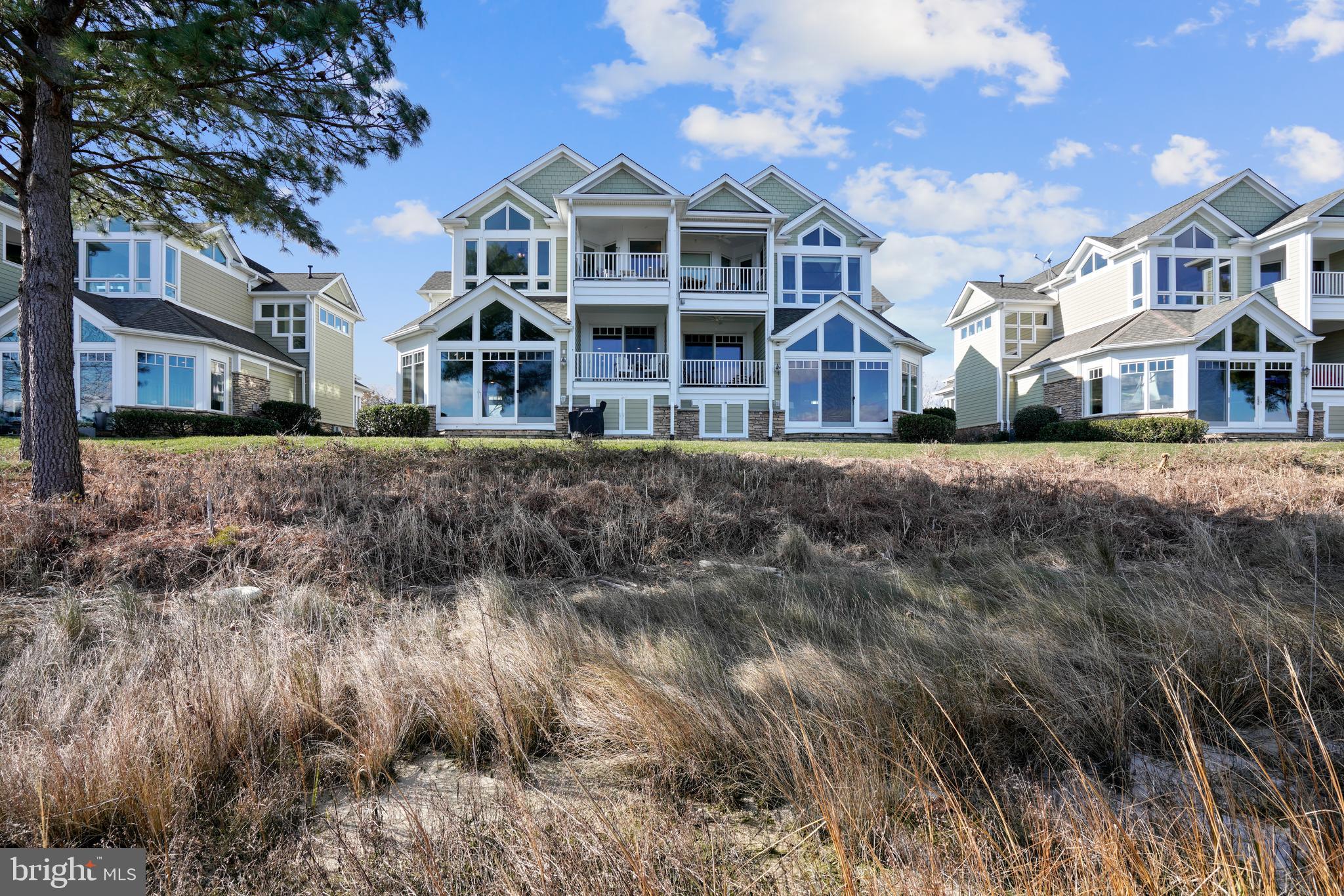 NARROWS POINTE - Residential
