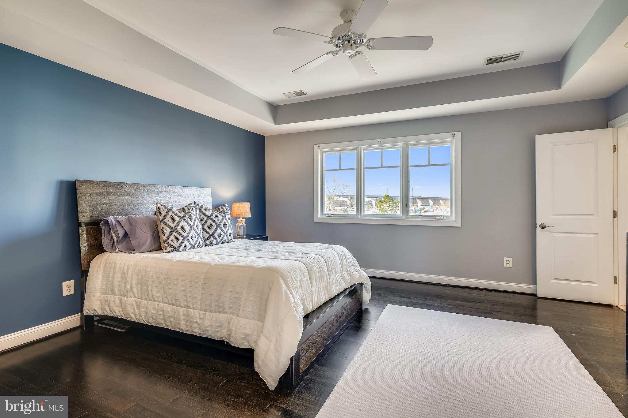 NARROWS POINTE - Residential