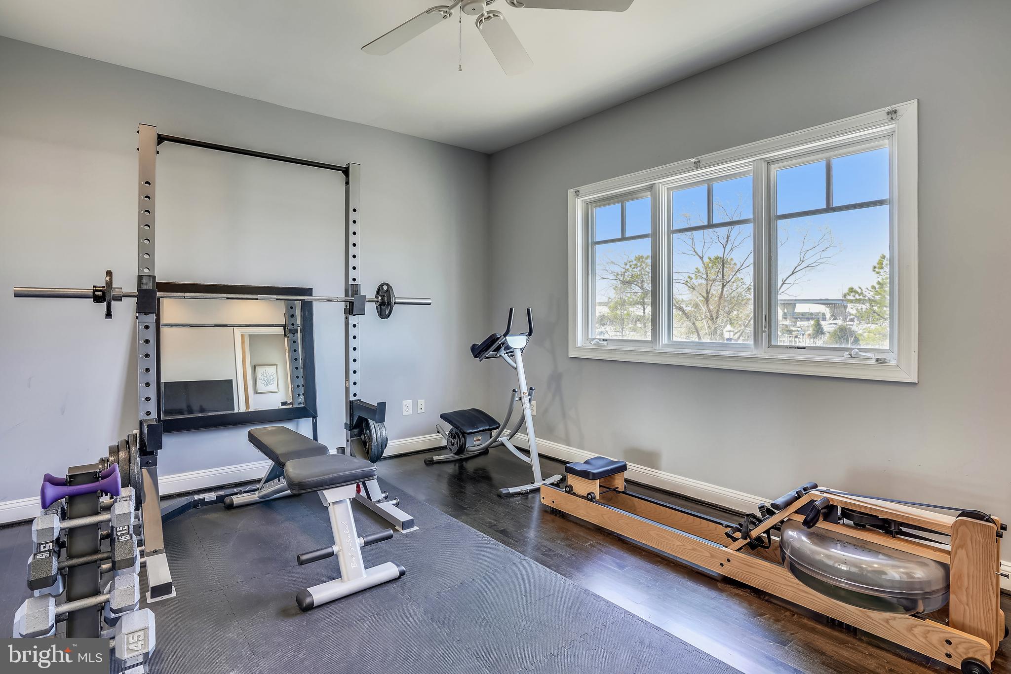 NARROWS POINTE - Residential