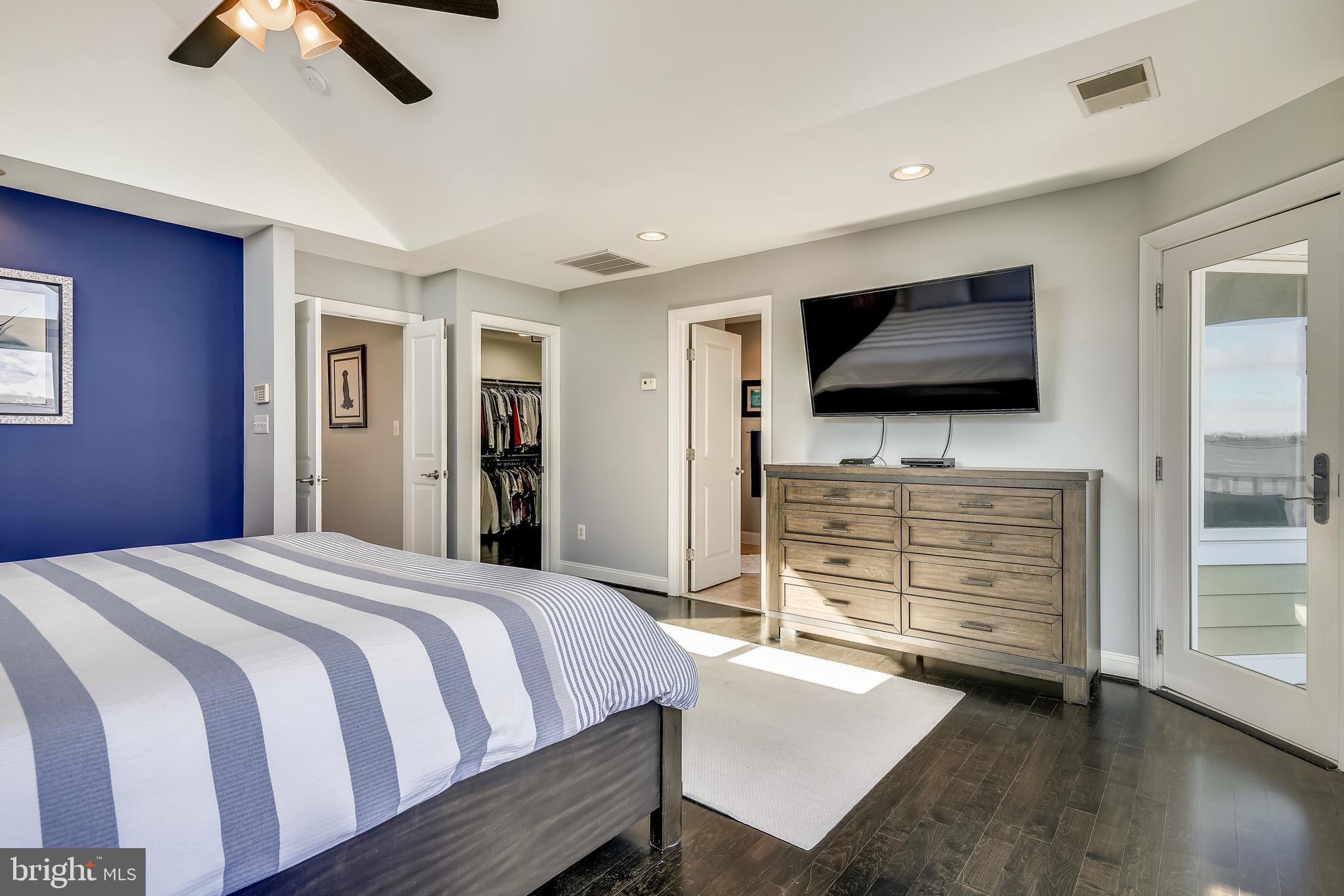 NARROWS POINTE - Residential