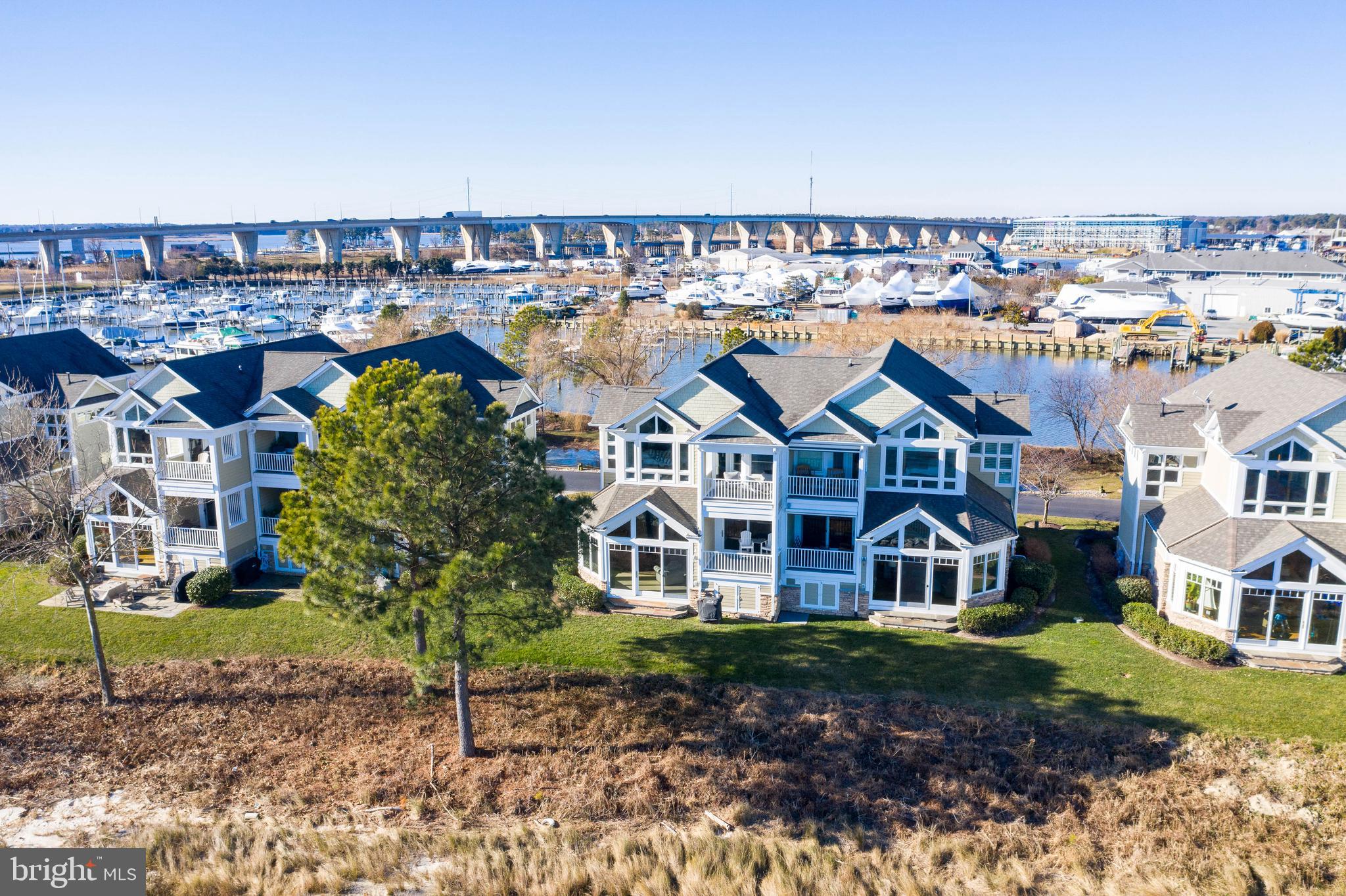 NARROWS POINTE - Residential