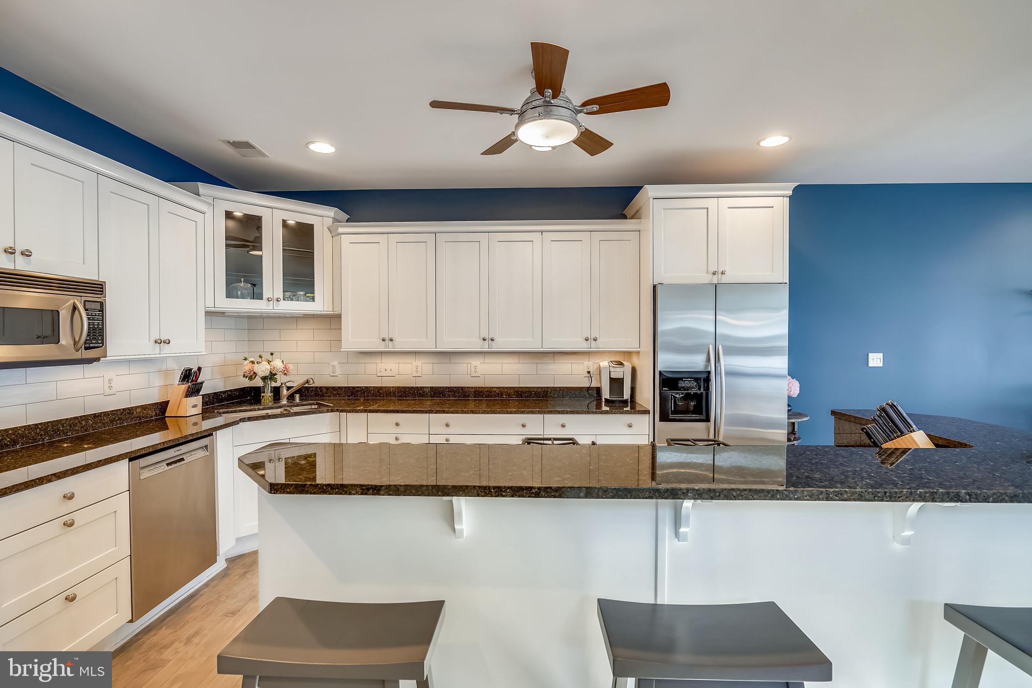 NARROWS POINTE - Residential