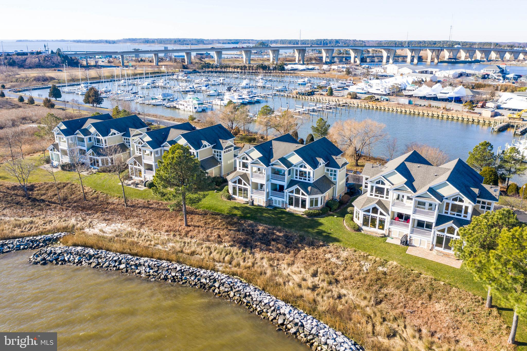 NARROWS POINTE - Residential