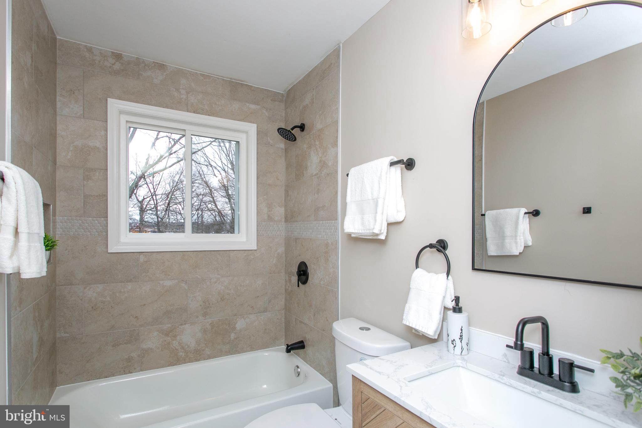 POMFRET ESTATES - Residential