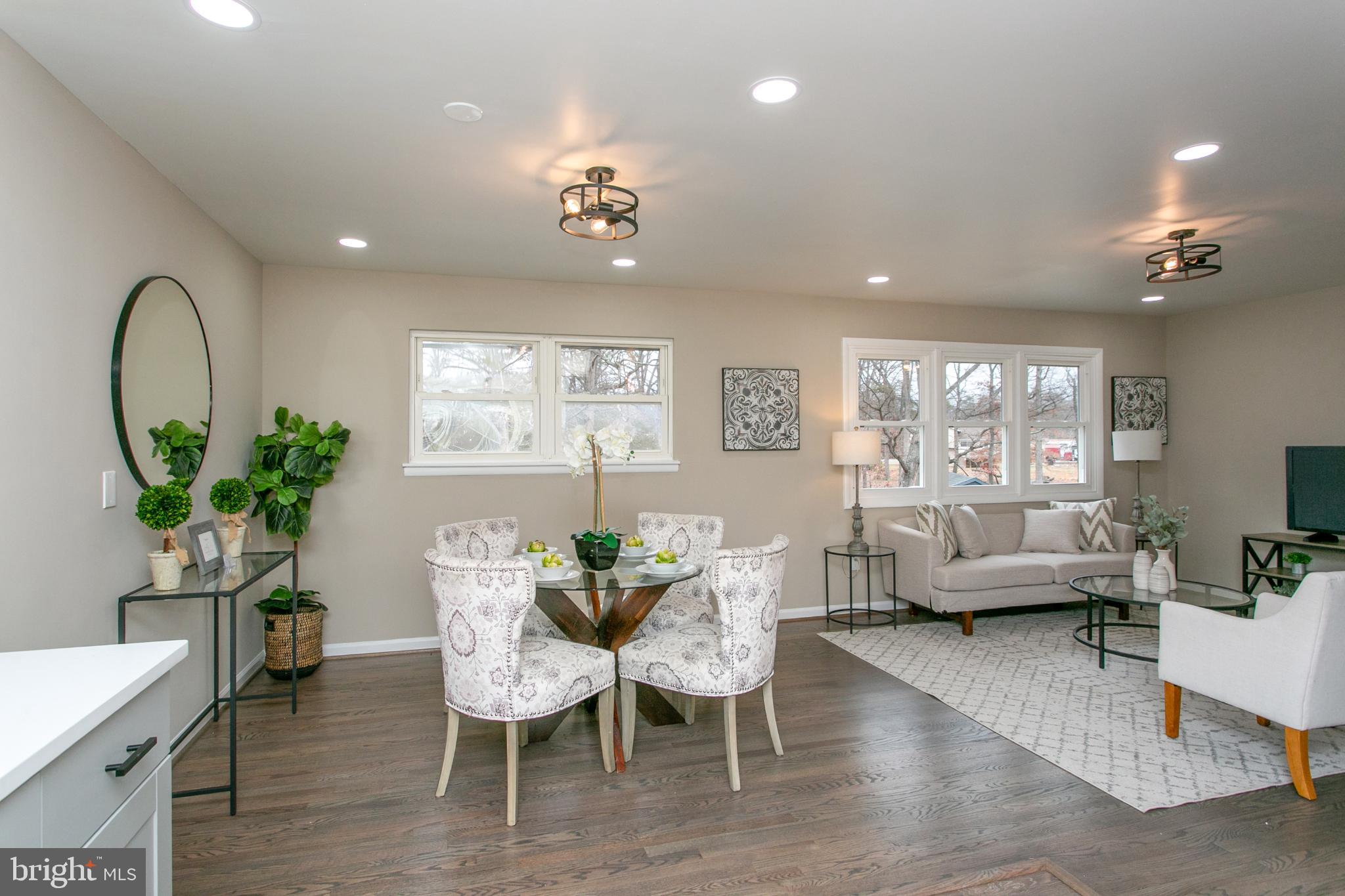 POMFRET ESTATES - Residential