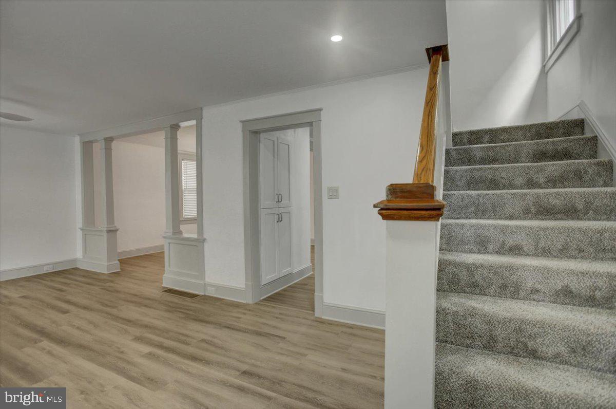 305 WALNUT STREET