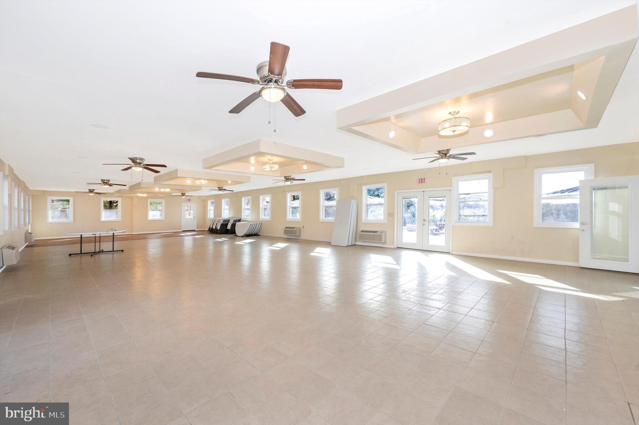 WESTWINDS - Commercial Sale