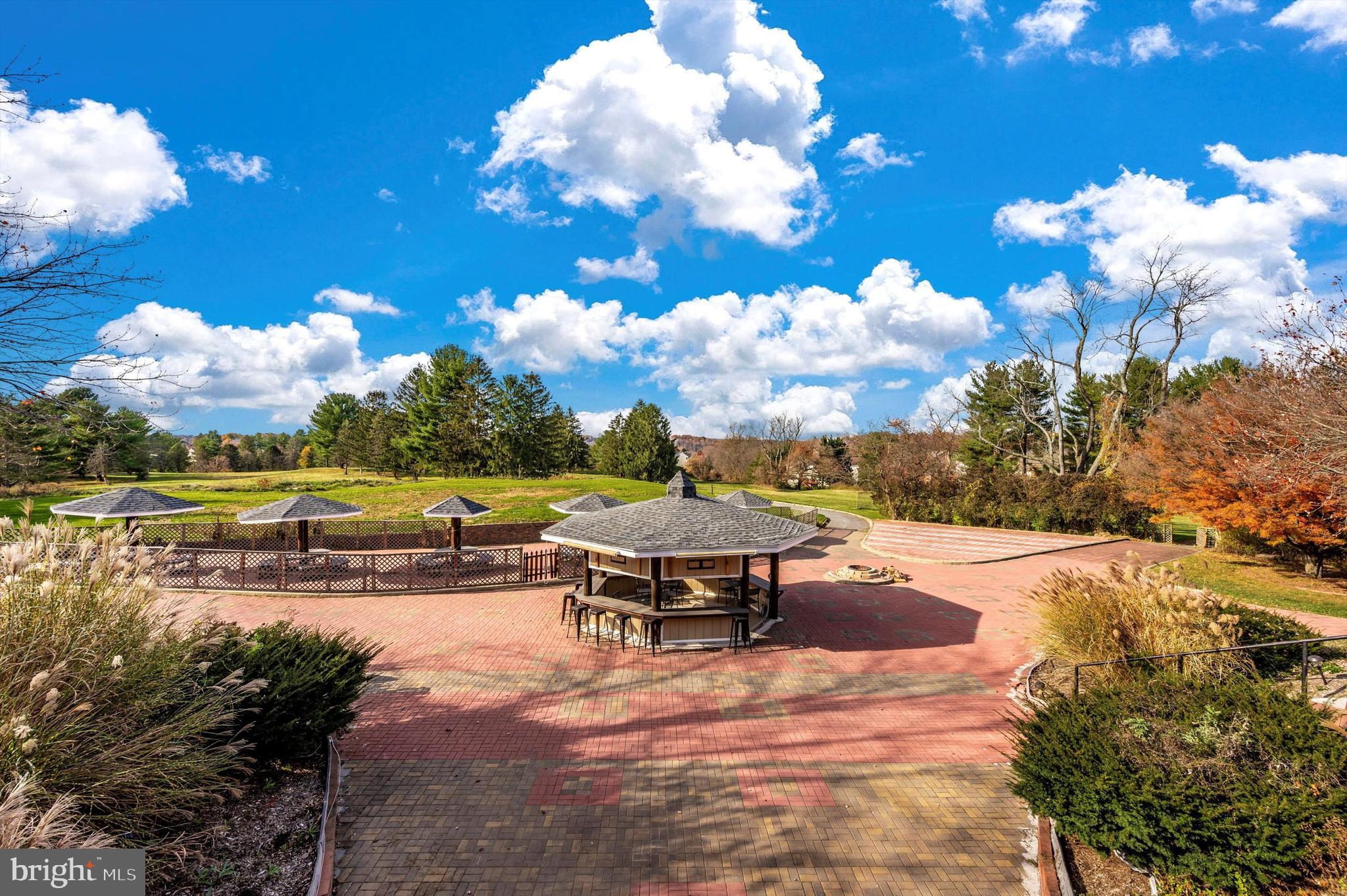 WESTWINDS - Commercial Sale