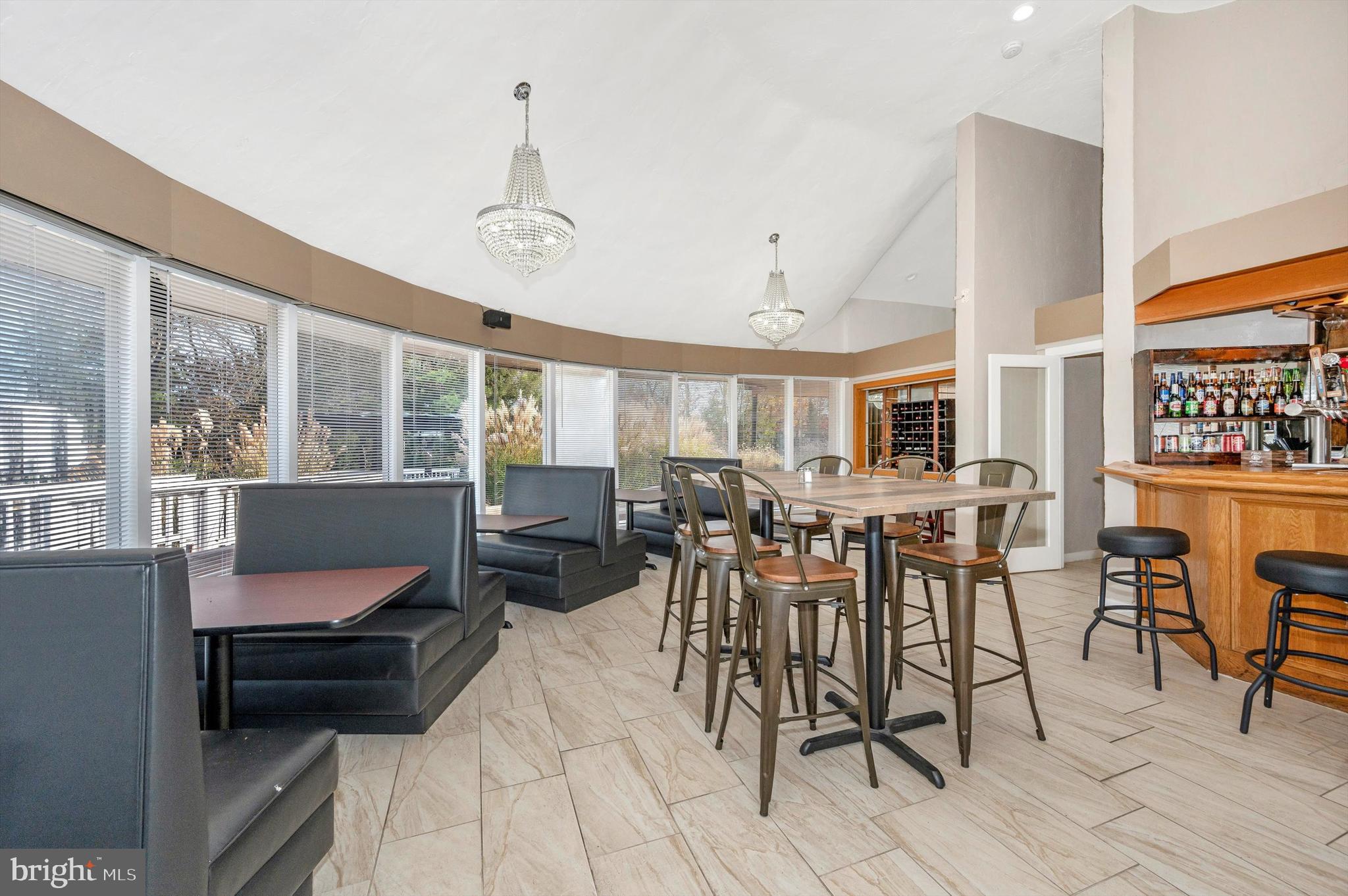 WESTWINDS - Commercial Sale