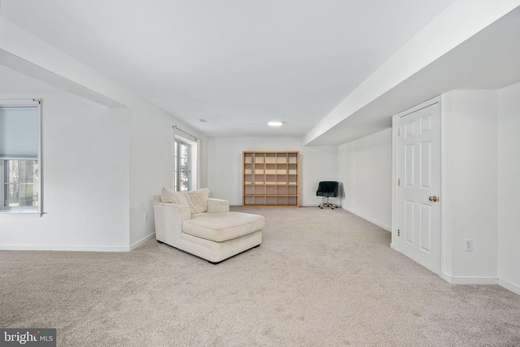 listing image 64