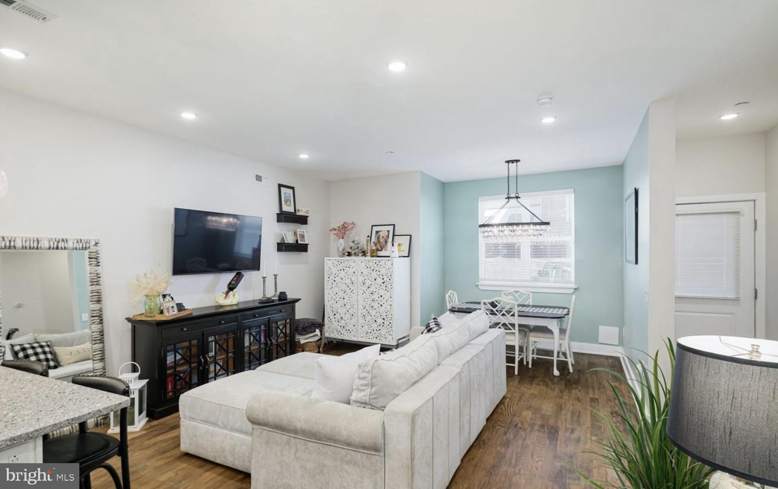 FISHTOWN - Residential Lease