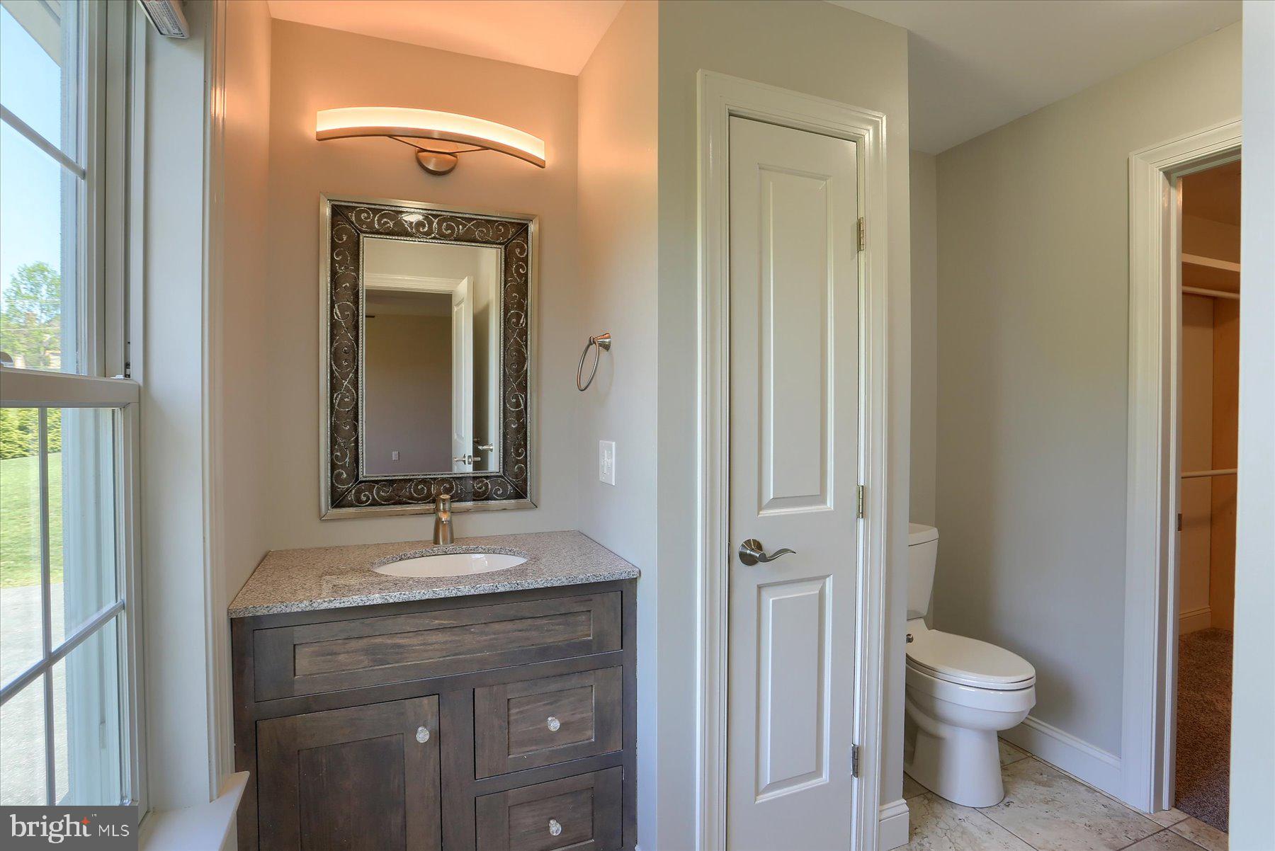 RICH VALLEY MANOR - Residential