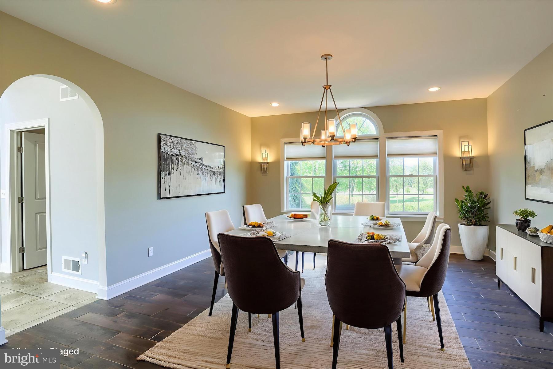 RICH VALLEY MANOR - Residential