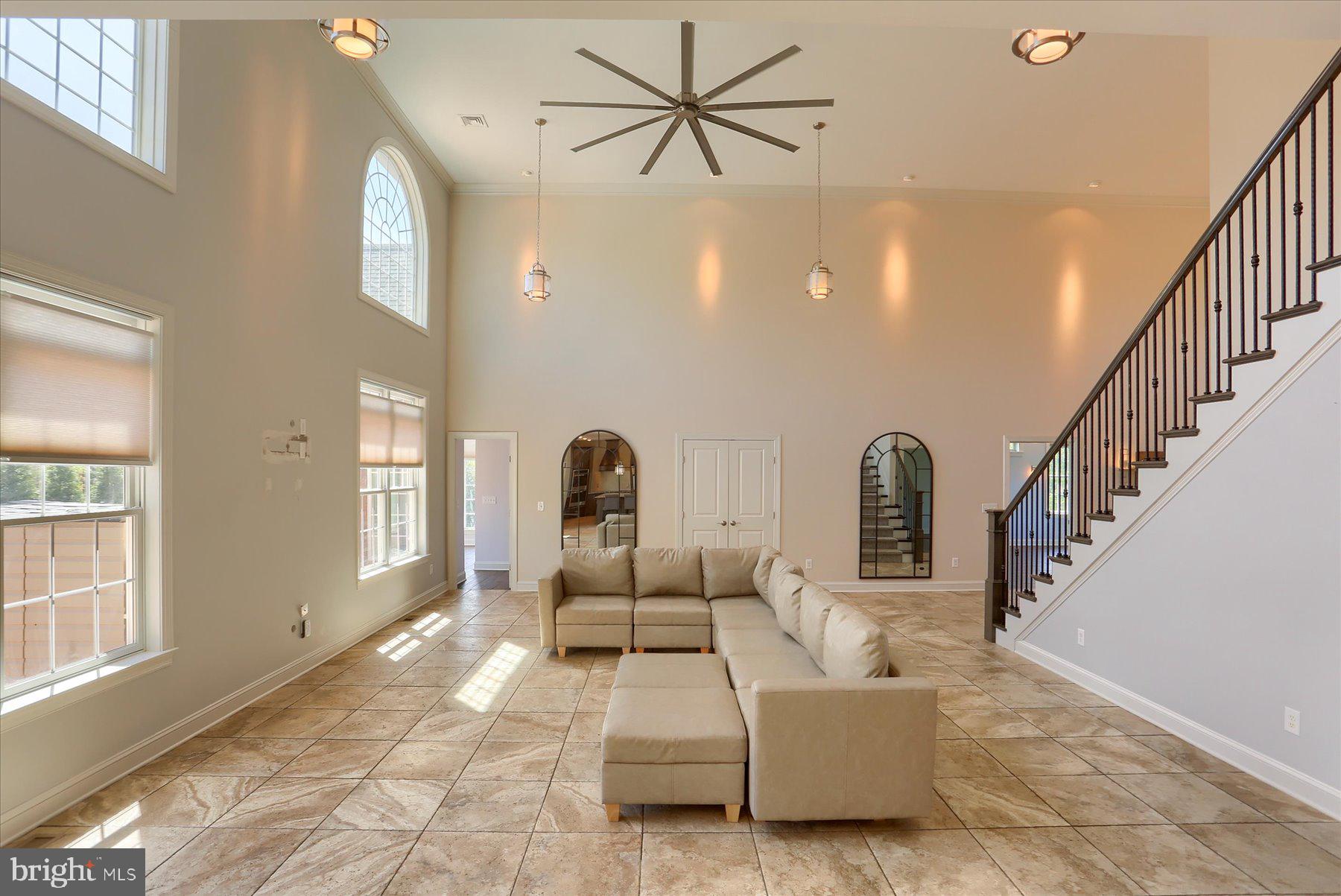 RICH VALLEY MANOR - Residential