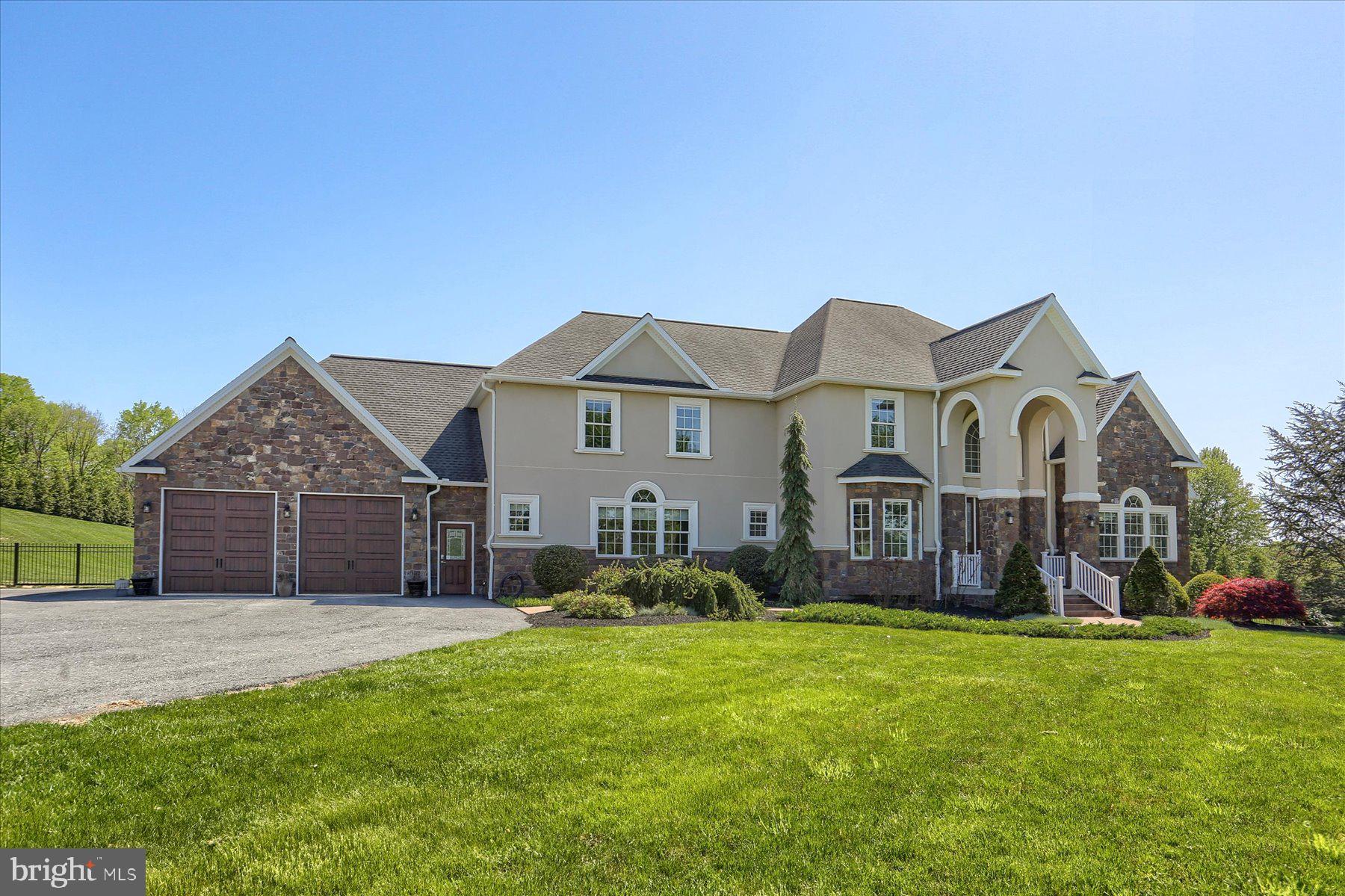 RICH VALLEY MANOR - Residential