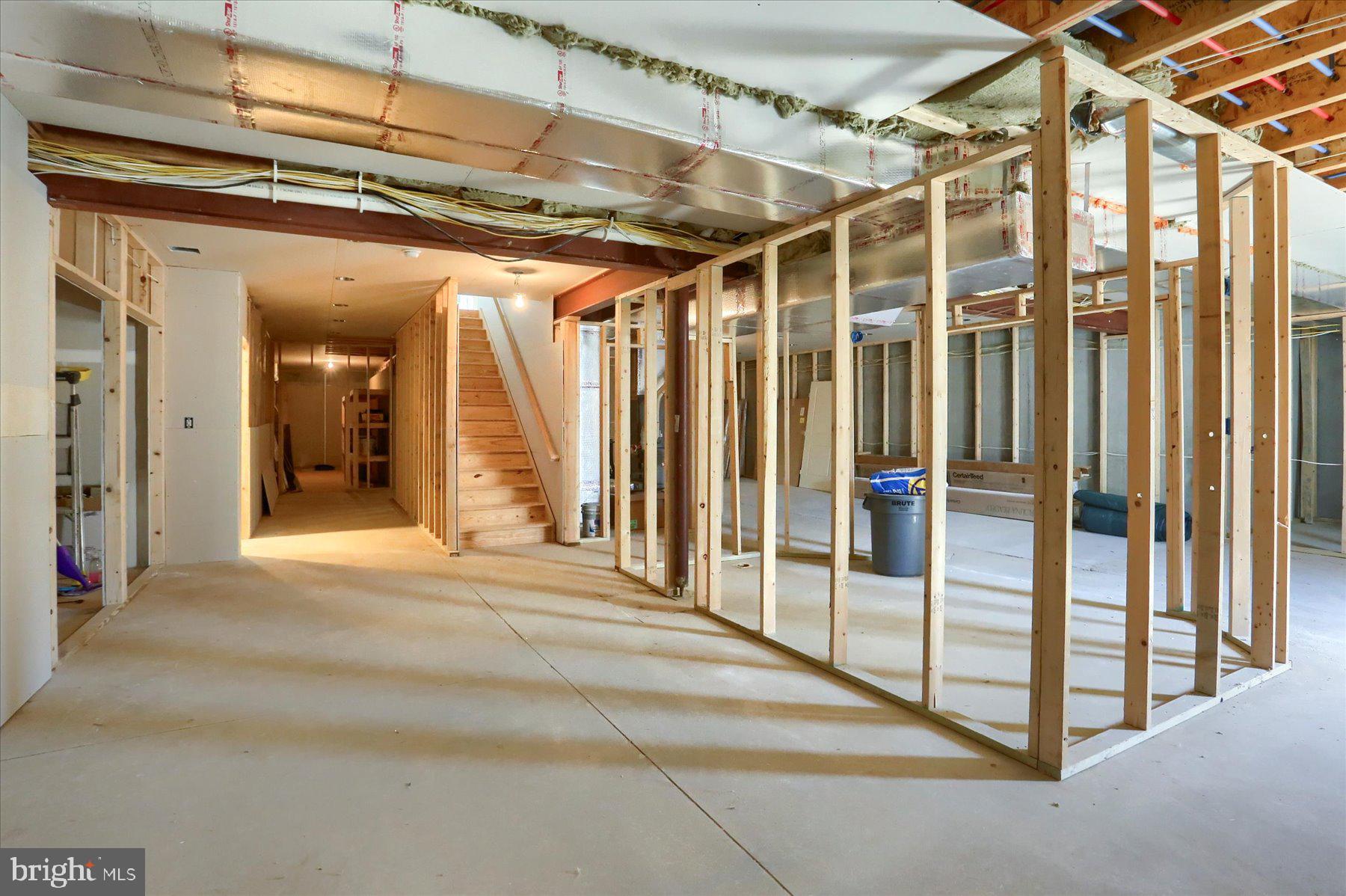 RICH VALLEY MANOR - Residential