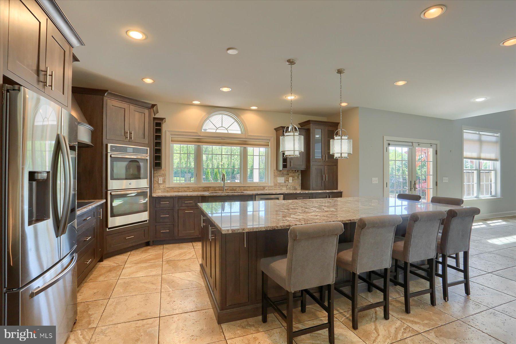 RICH VALLEY MANOR - Residential