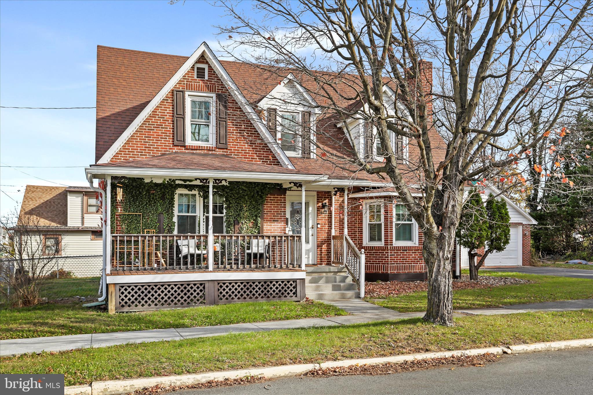 TOWN OF ROMNEY - Residential