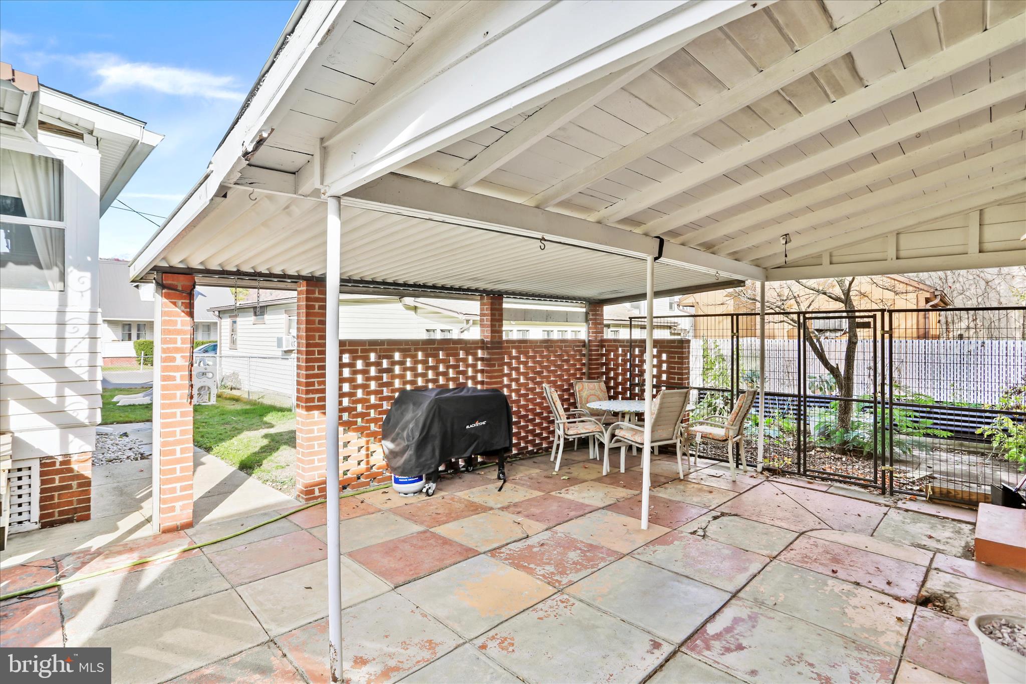 TOWN OF ROMNEY - Residential