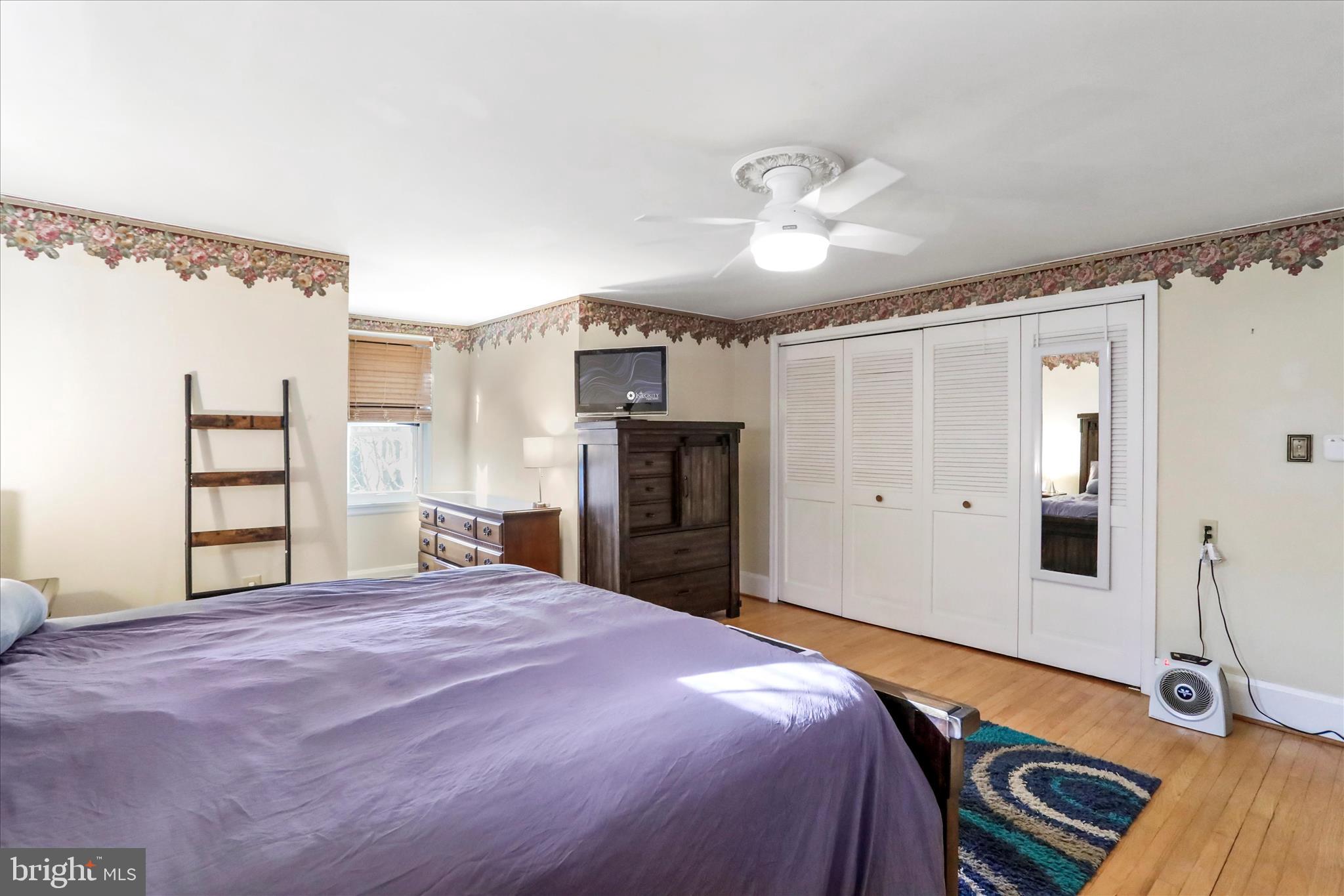 TOWN OF ROMNEY - Residential