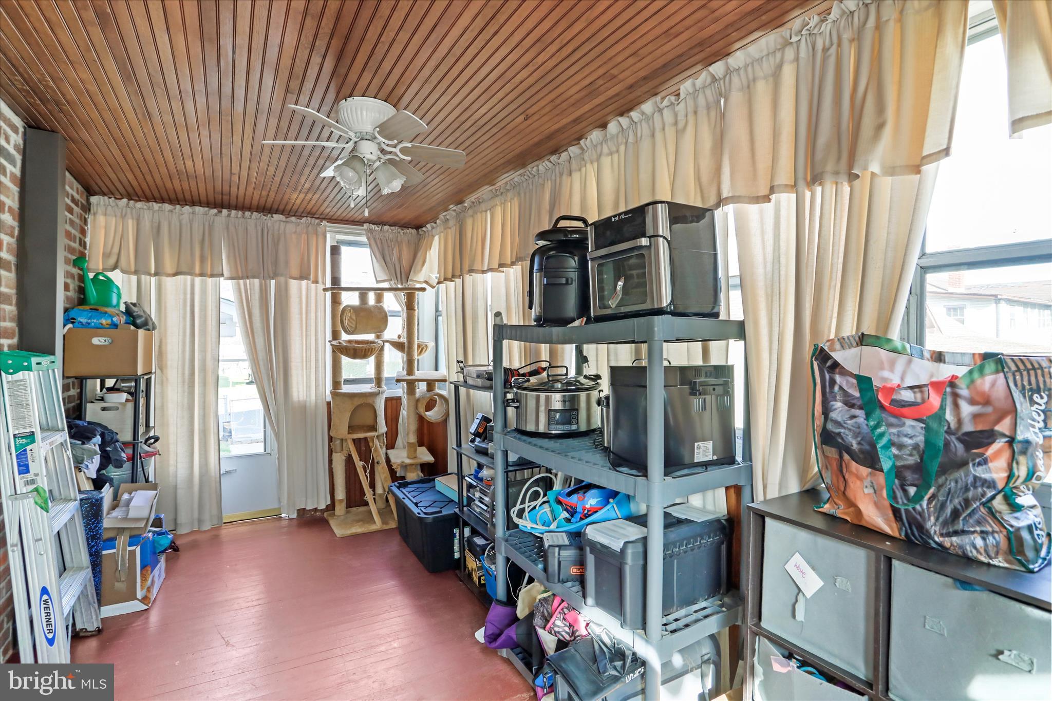 TOWN OF ROMNEY - Residential