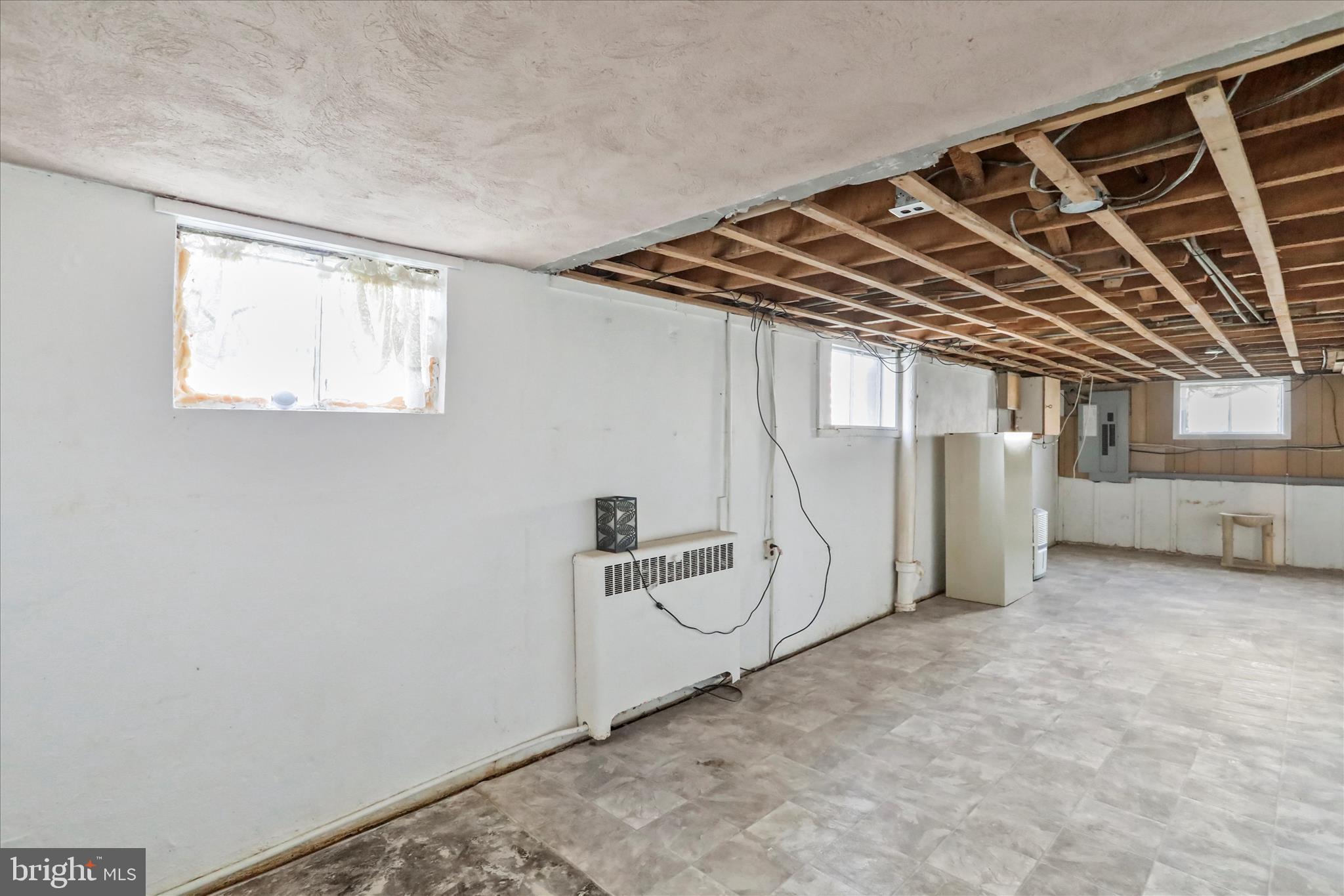 TOWN OF ROMNEY - Residential