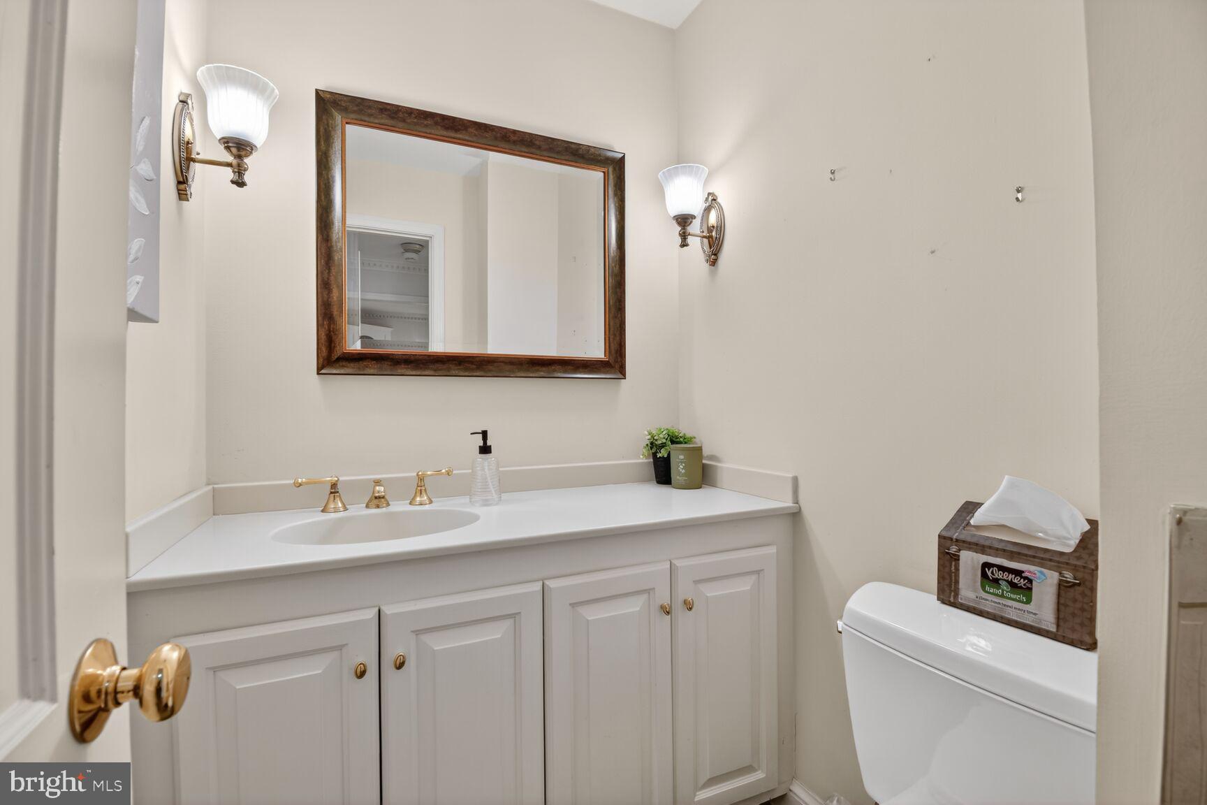 BRADLEY MANOR - Residential