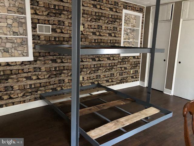 NONE AVAILABLE - Commercial Lease