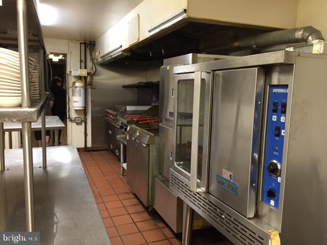 NONE AVAILABLE - Commercial Lease