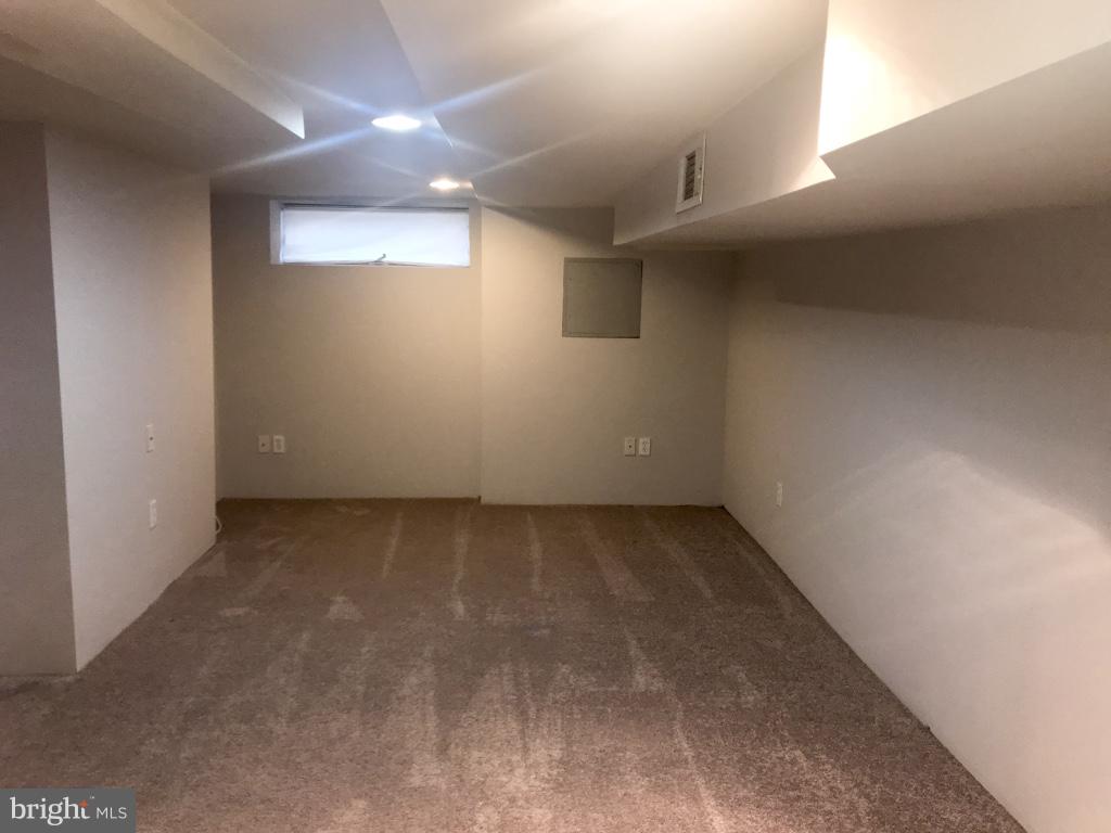 PATTERSON PARK - Residential Lease