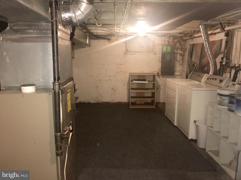 PATTERSON PARK - Residential Lease